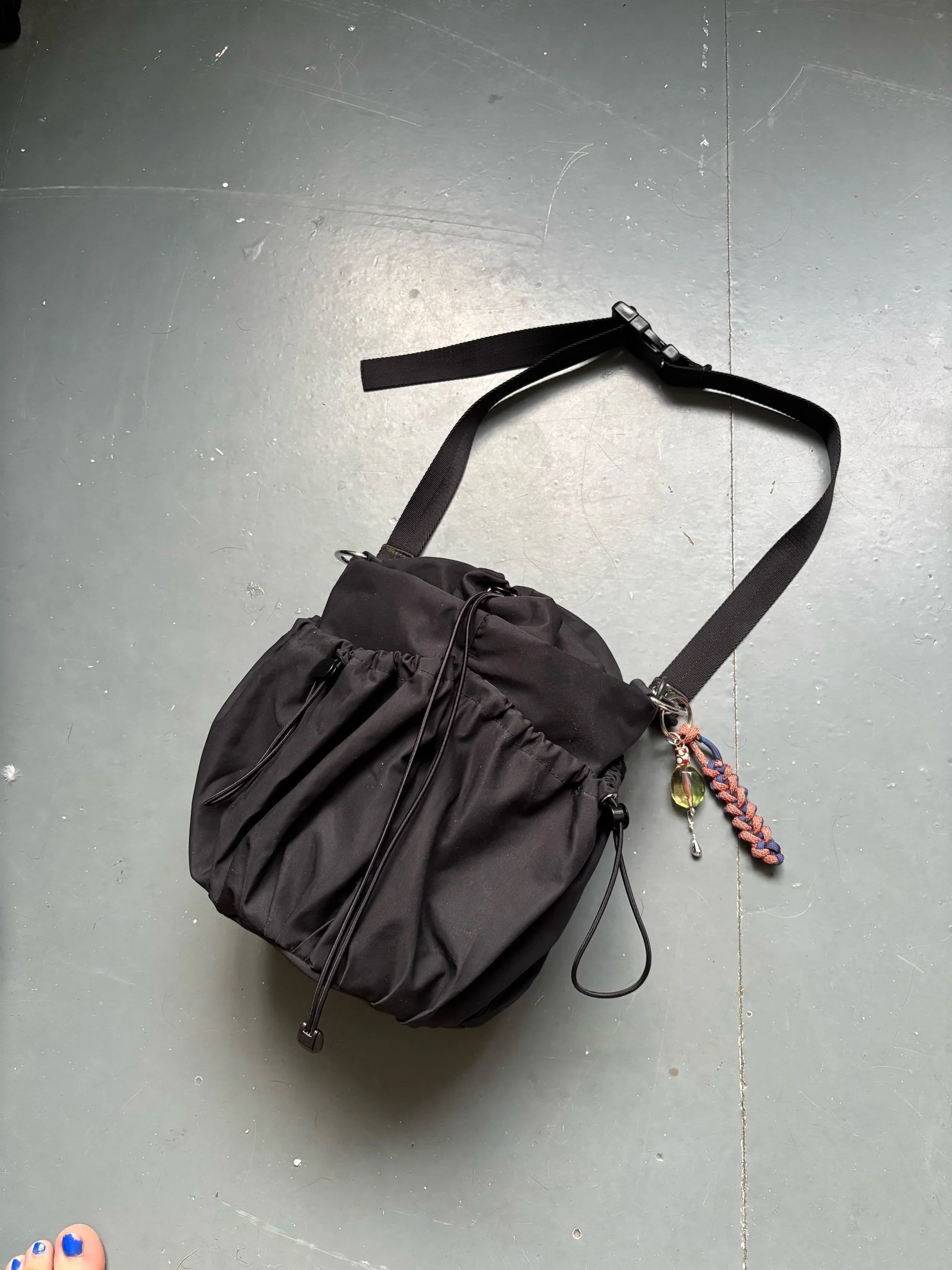 ETTA BUCKET BAG - all black