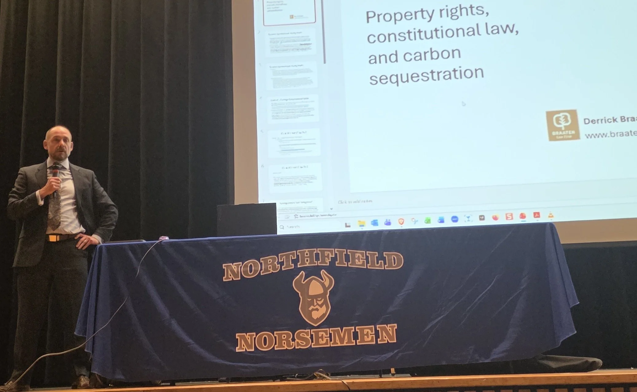 Over 200 Hoosiers Turn Out to Hear Landowner Attorney Derrick Braaten Talk Property Rights and Carbon Capture &amp; Storage Projects