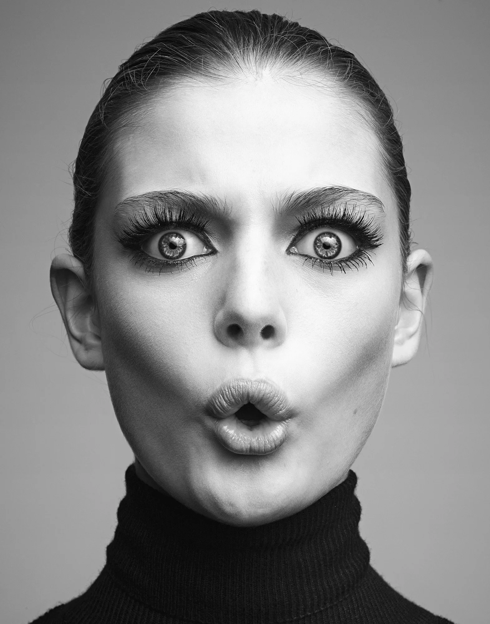 Dramatic mascara lashes in black and white, beauty photographer London Benjamin Kaufmann