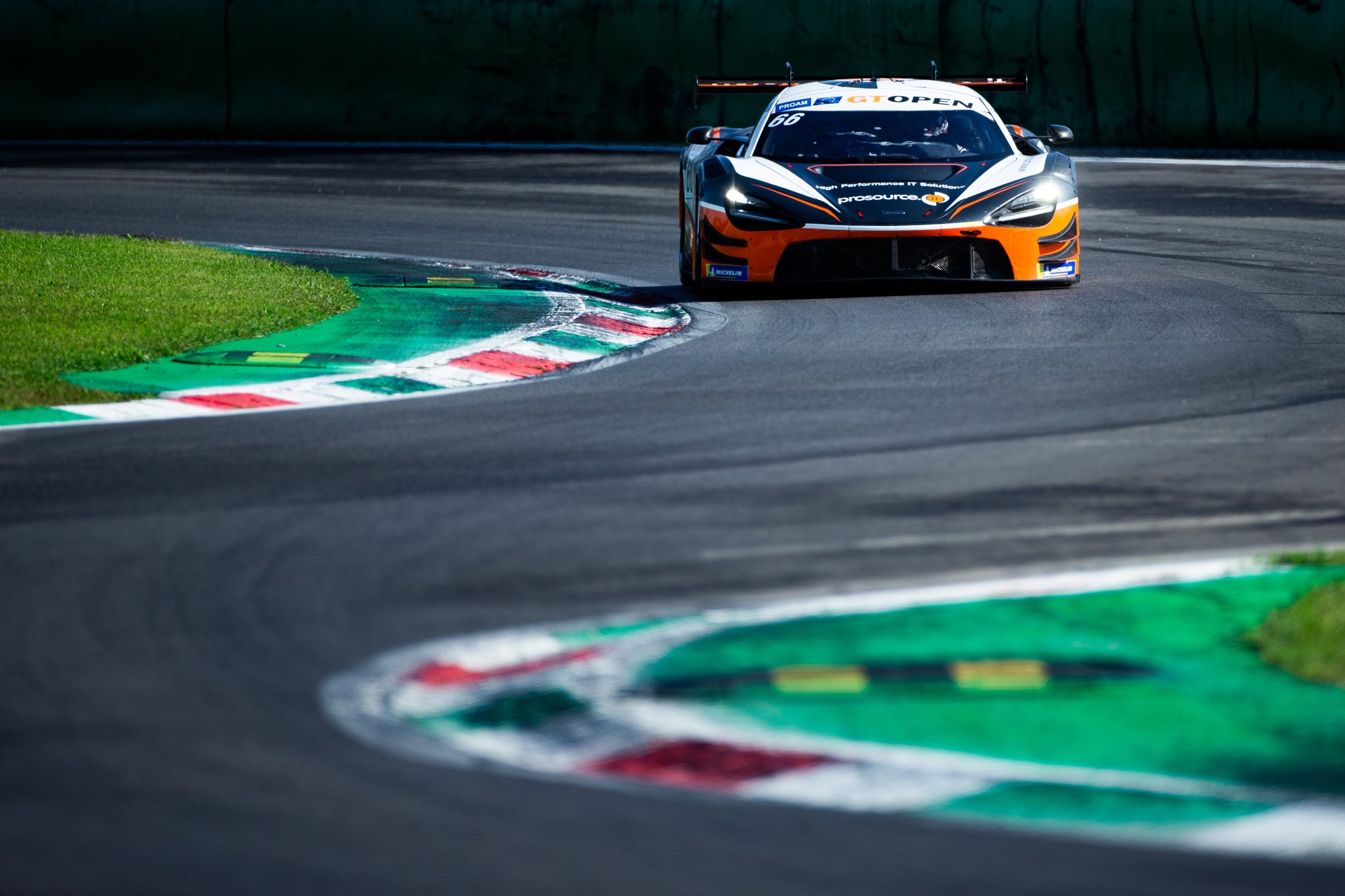 MONZA, ITALY #72 Optimum Motorsport, Mclaren 720S GT3 / Nick Moss / Joe Osborne