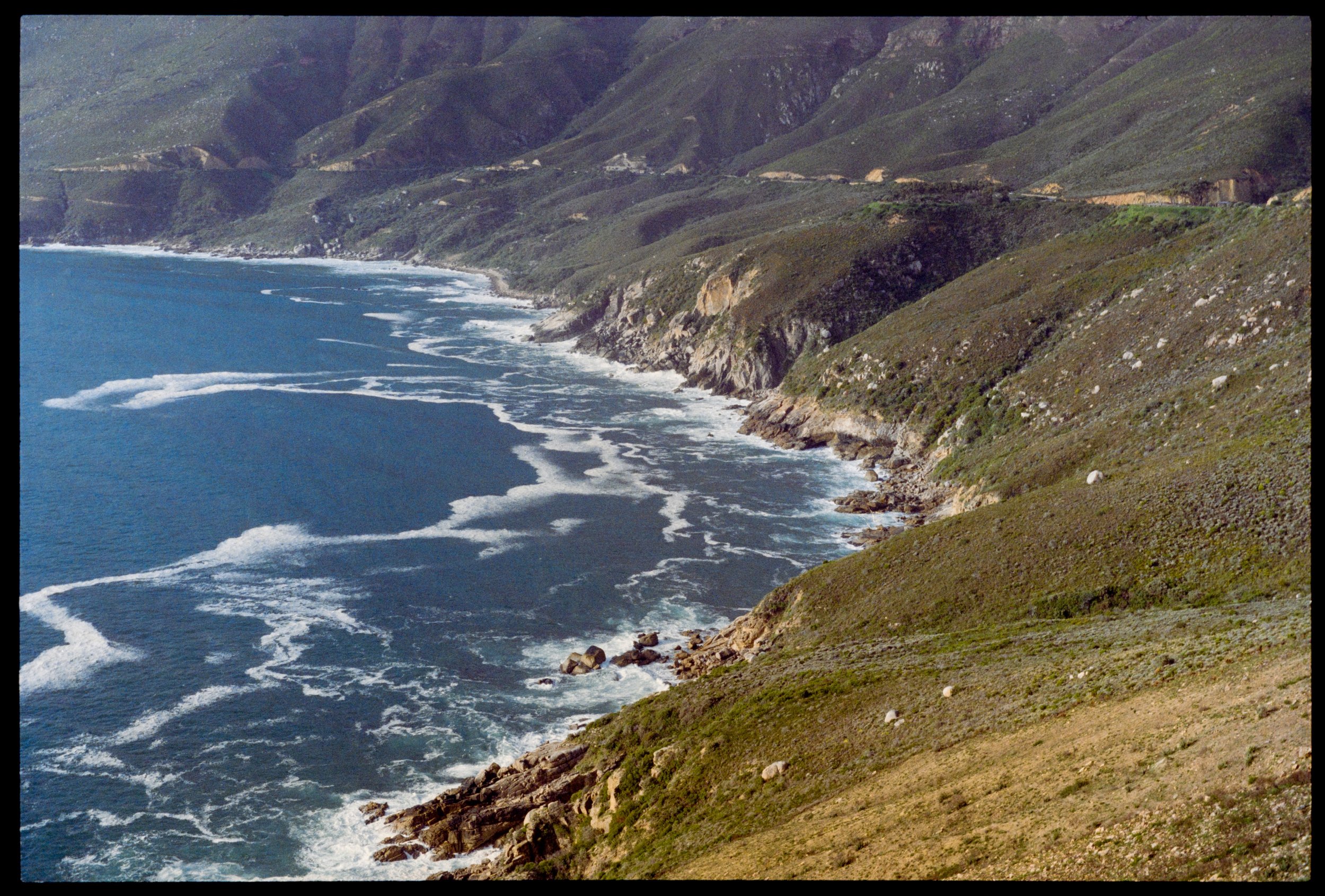 CHAPMAN'S PEAK DRIVE // Minolta XGM // Fuji C200
