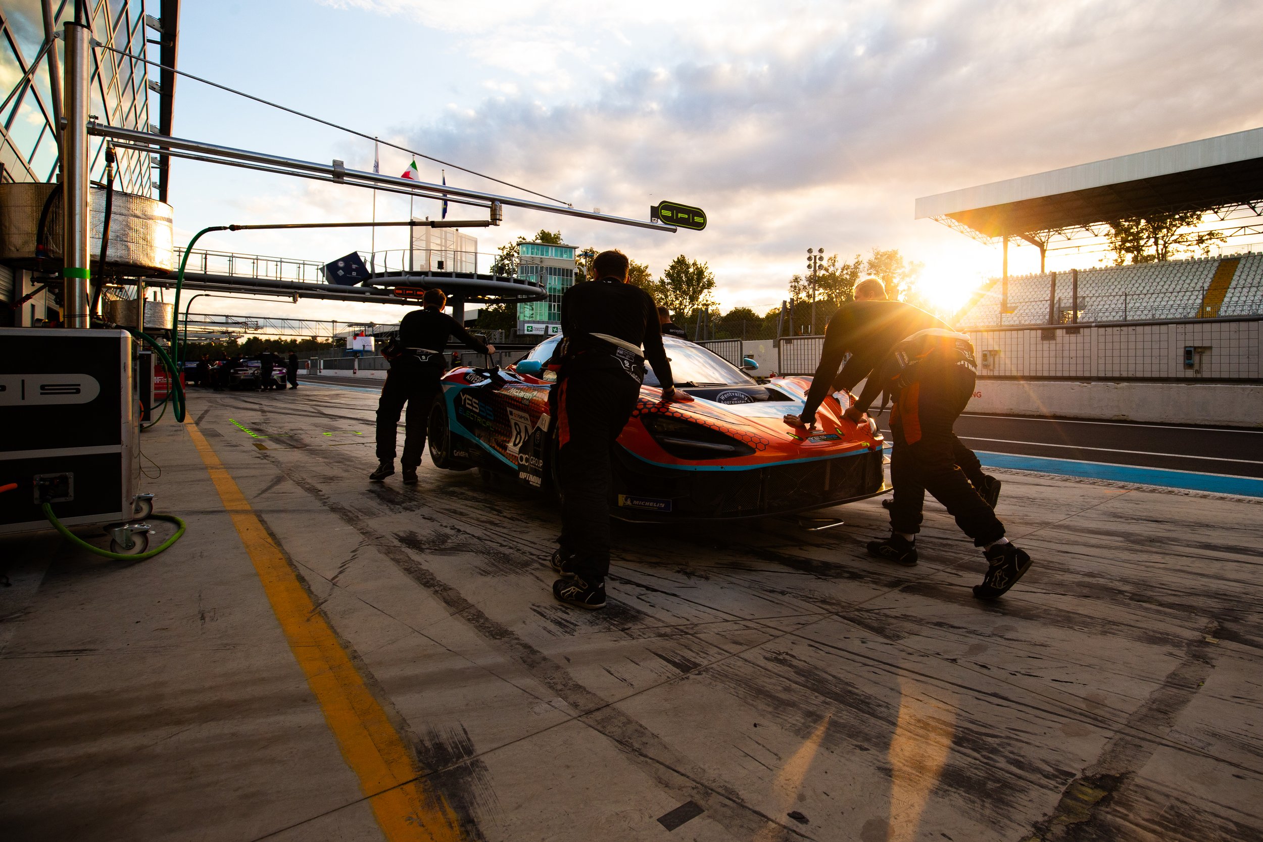 MONZA, ITALY, #84, Optimum Motorsport / McLaren 720S GT3 / Zac Meakin - Michael Porter