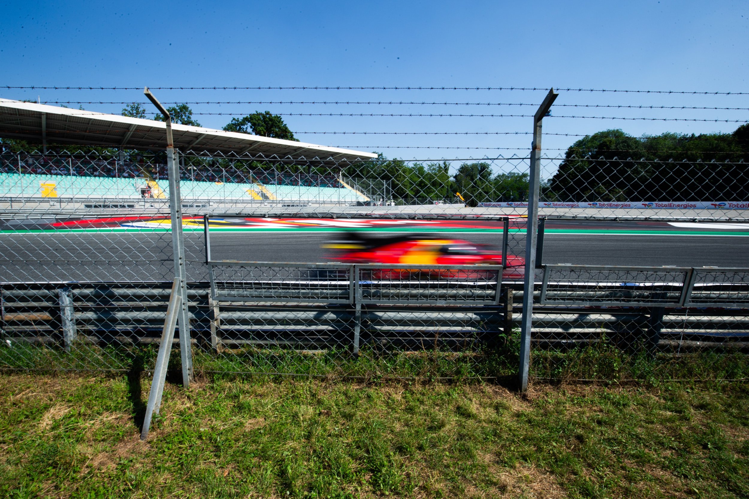 MONZA, ITALY, Speeding at Arboreta Curbe