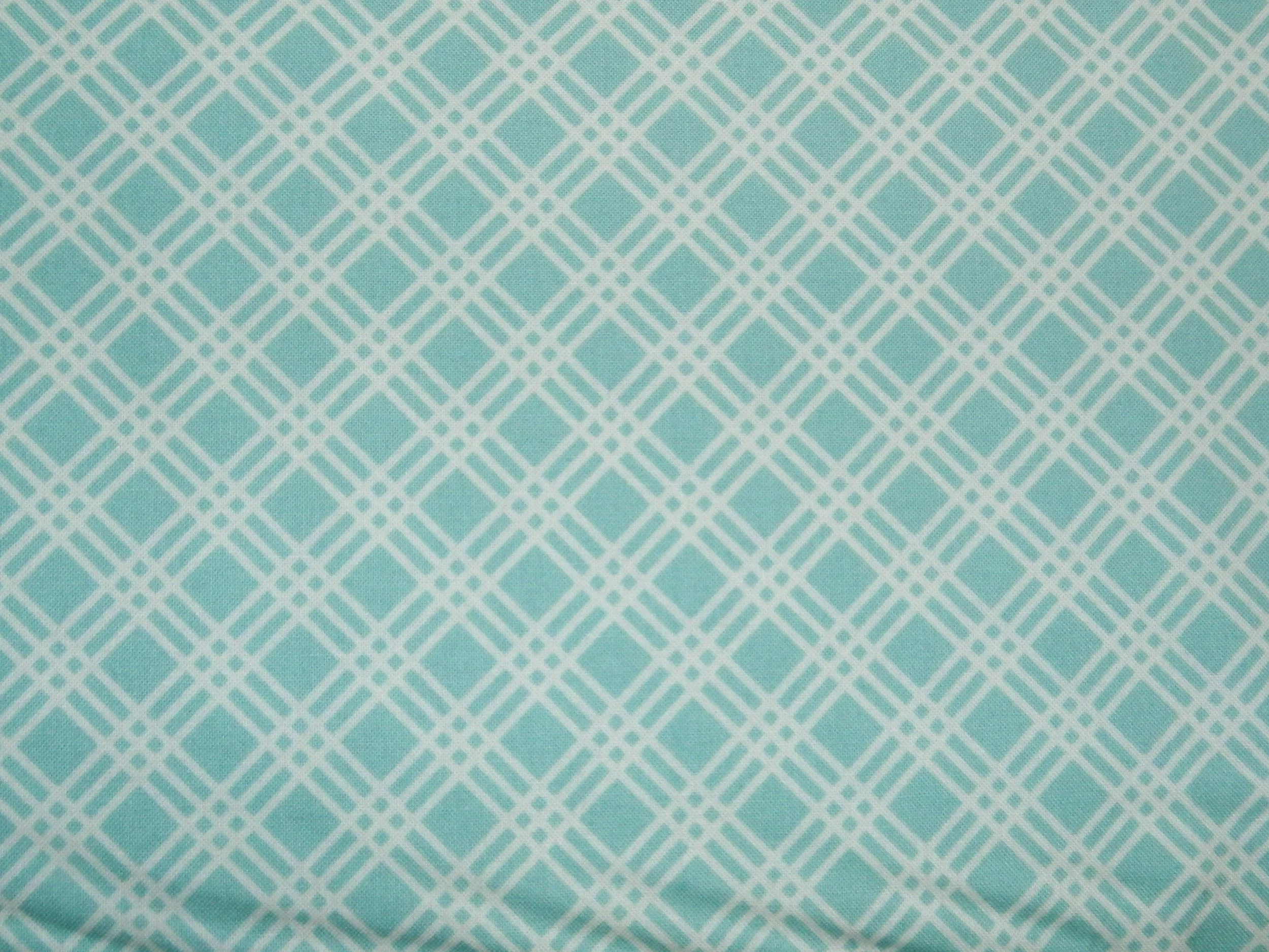 Happy Daze: Diamond Gingham