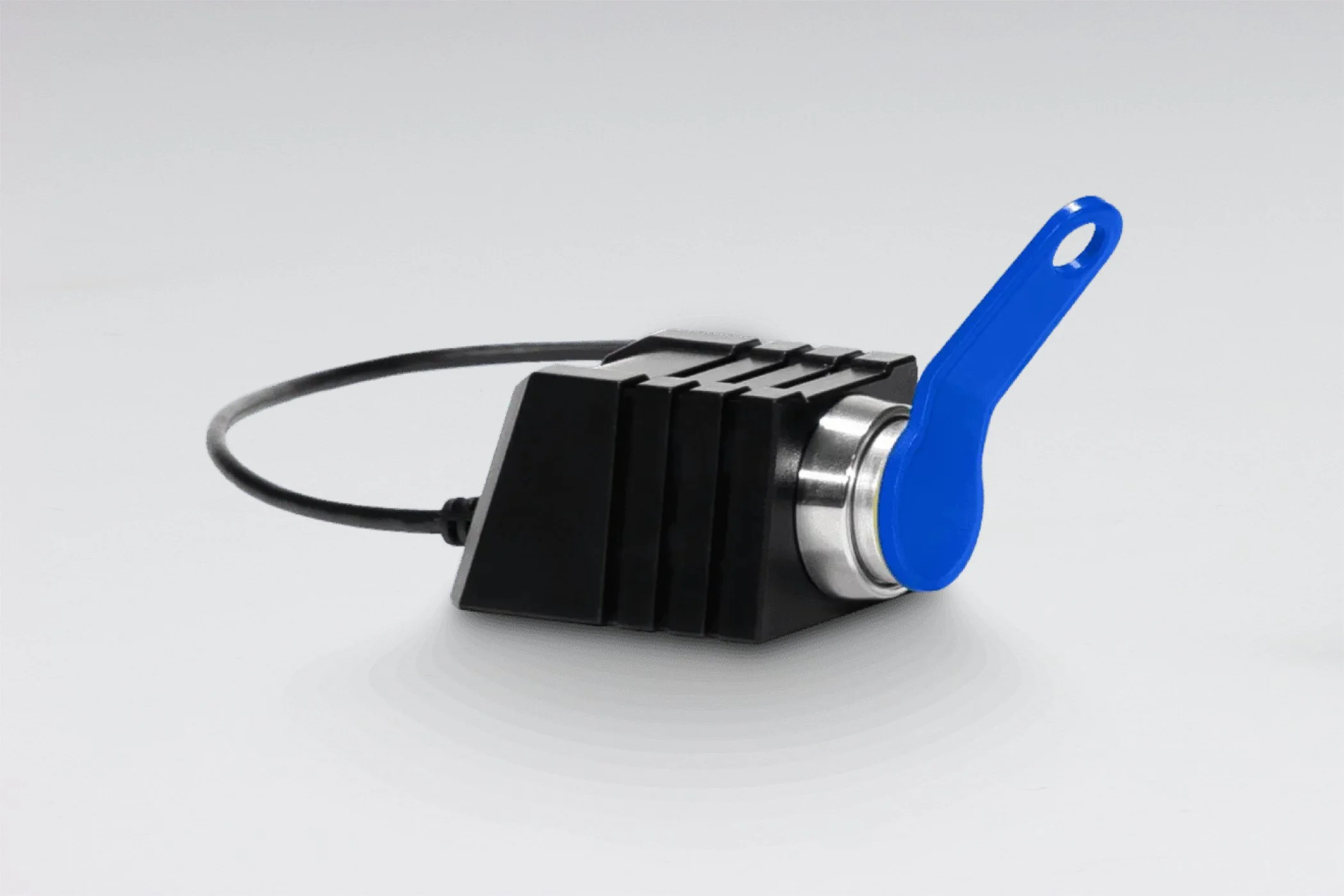 FLM_Kassensysteme_Hardware_Registrierkassen_Magnetschloss-MU90-2.jpg