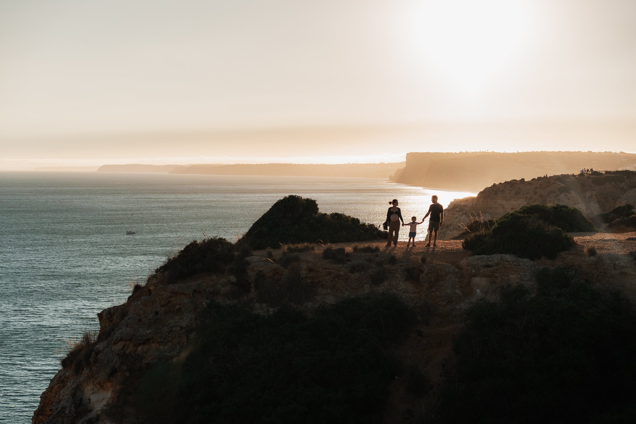 Family photoshoot in the Algarve, Ponta da Piedade, Lagos.