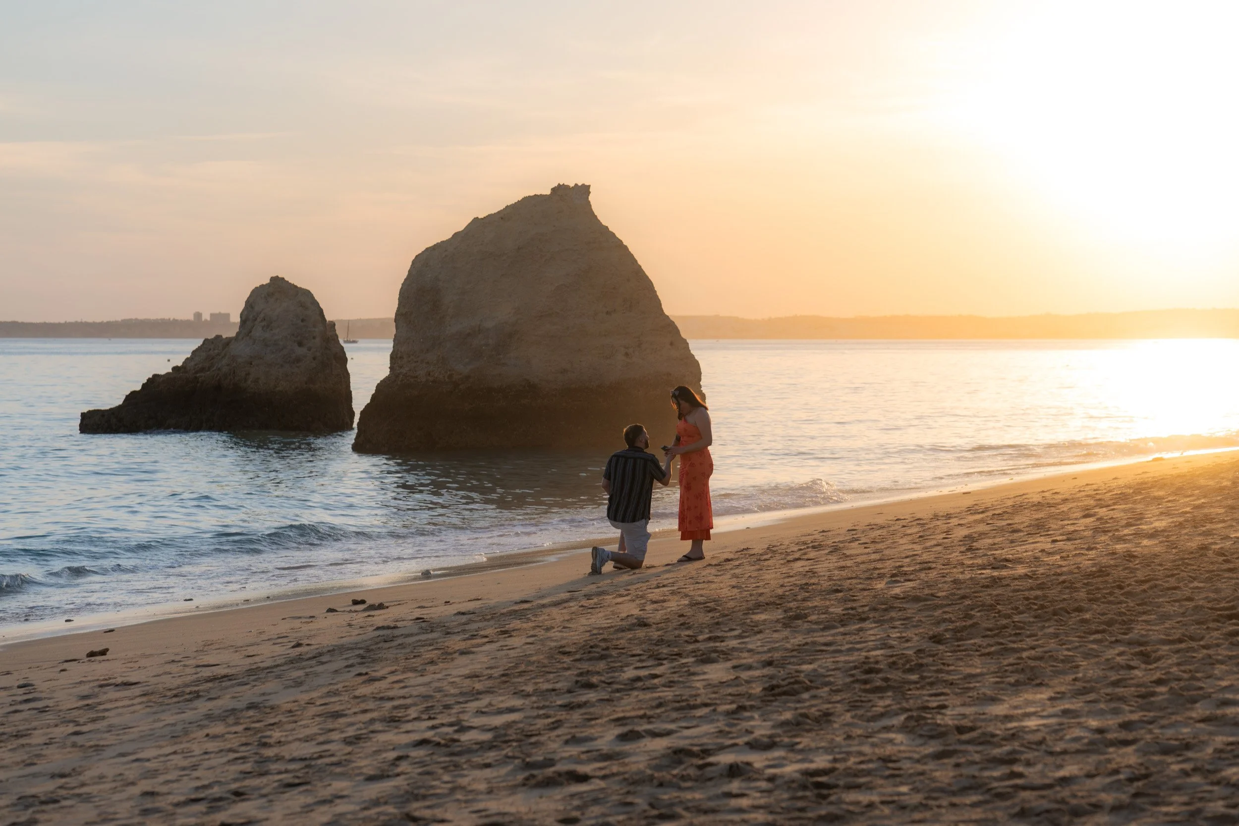 Where to Propose in the Algarve — The Best Spots According to a Local Photographer