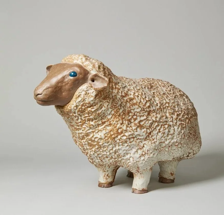 newell-lamb-2.jpg