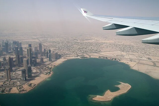 View of Doha, Qatar. Persian Gulf coast. Photo by: Vyacheslav Aregenberg via Wikimedia Commons