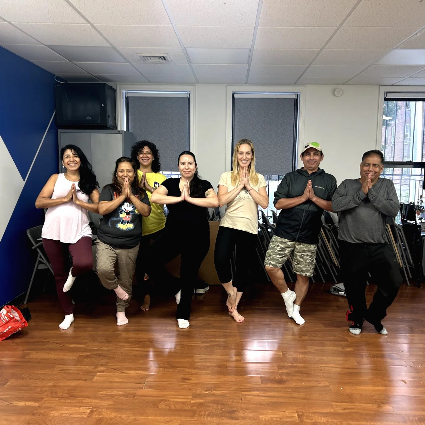Big thanks to everyone who joined our yoga sessions with @qcyogastudio. Your support and donations are fueling our $30,000 NYC Marathon goal! 🏃&zwj;♂️❤️

Let&rsquo;s keep the momentum going! 💪

-
&iexcl;Much&iacute;simas gracias a todos los que par