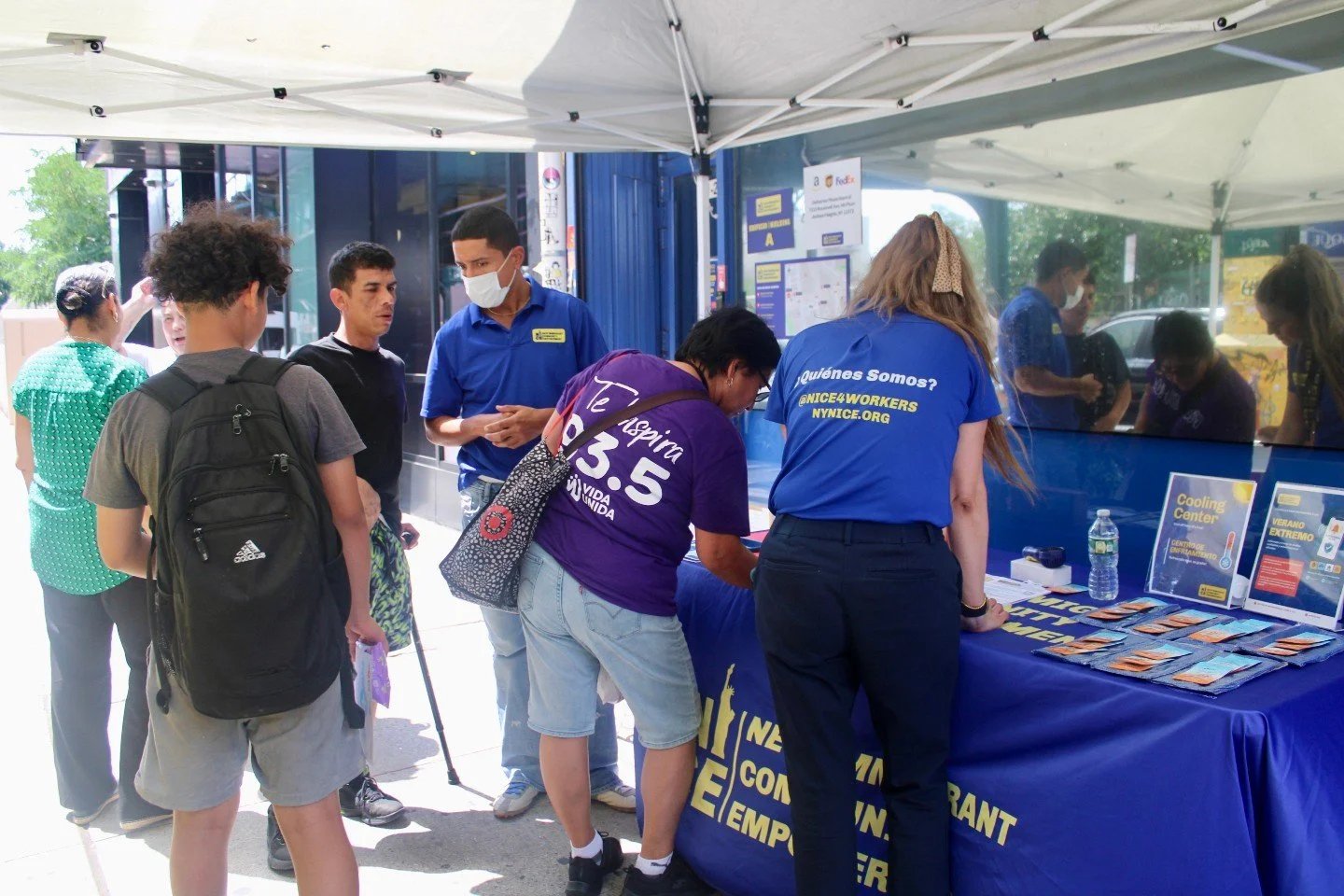 🔥 Beat the Heat Recap! 🔥

Yesterday, NICE Centro and @nychealthsystem came together to keep our community cool with FREE resources like health insurance, snacks, fans, and more! 

Missed it? No worries! Stay tuned to our socials for the next giveaw