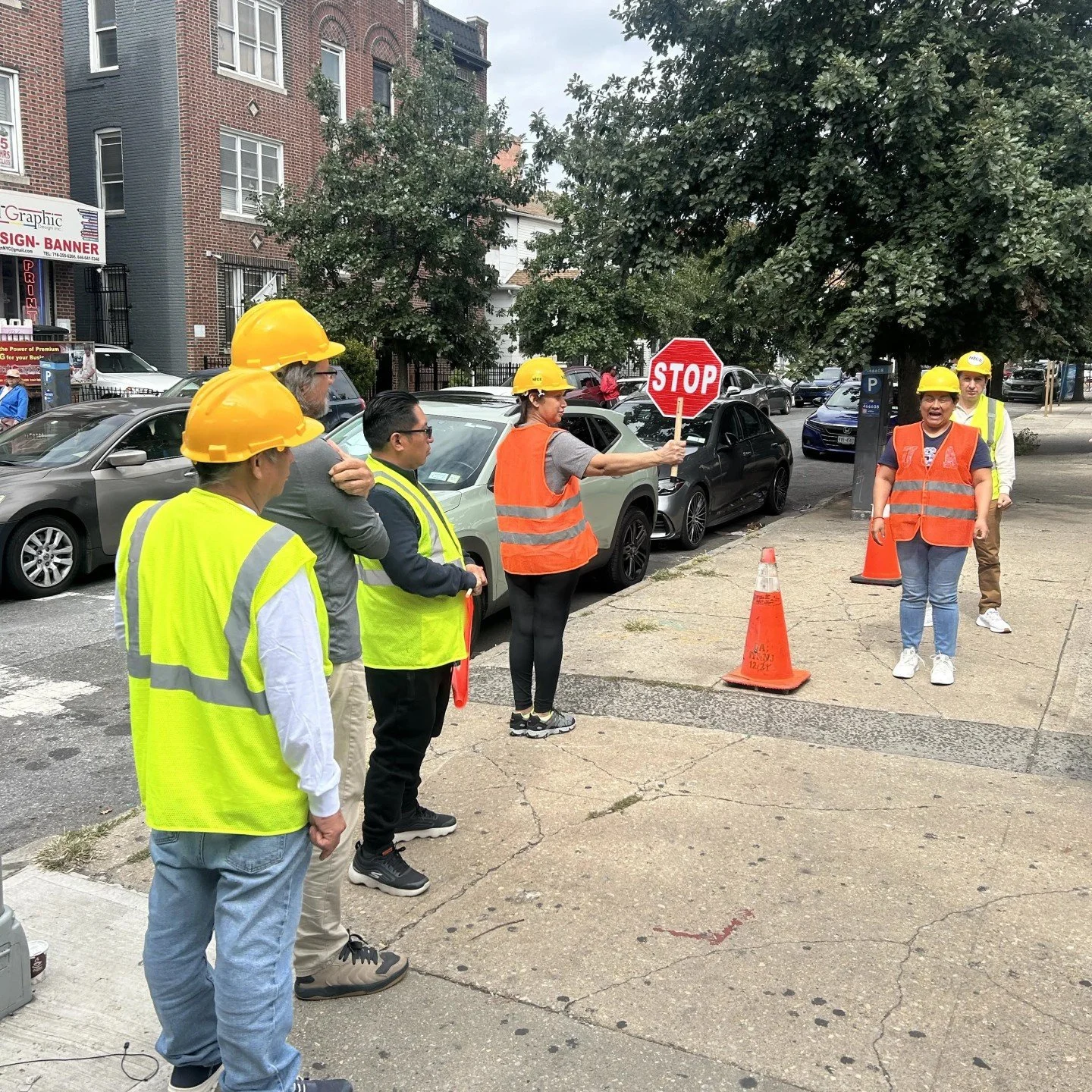 Over the weekend, NICE PreApprentice100 graduates continued their professional journey in the construction industry by earning their 4-Hour Work Zone Flagger Certification! 👷&zwj;♀️👷&zwj;♂️

Congratulations to our PreAPLW Graduates on this importan