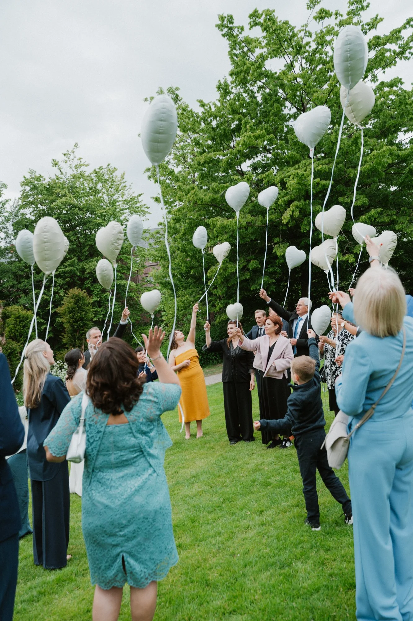 Island of Dreams Wedding Photography Hochzeitsfotografin in Hamburg, Deutschland Bergedorfer Schloss.jpg