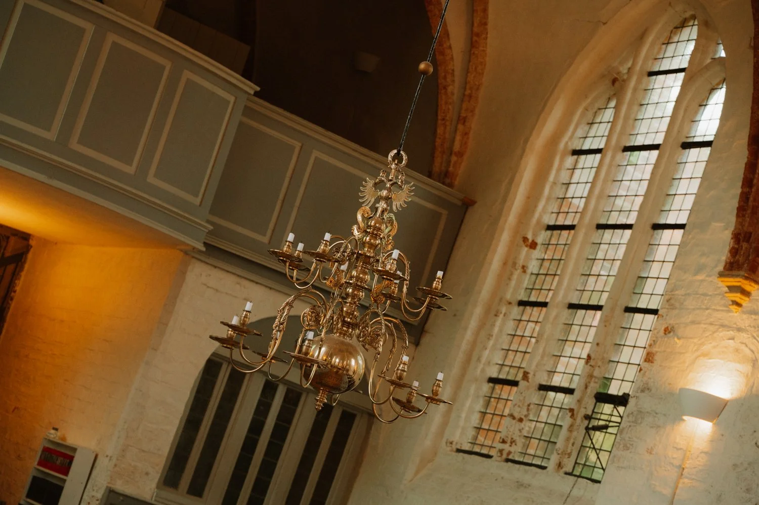 Island of Dreams digitale + analoge Hochzeitsfotografin in Lüneburg Bardowick Kirche.jpg