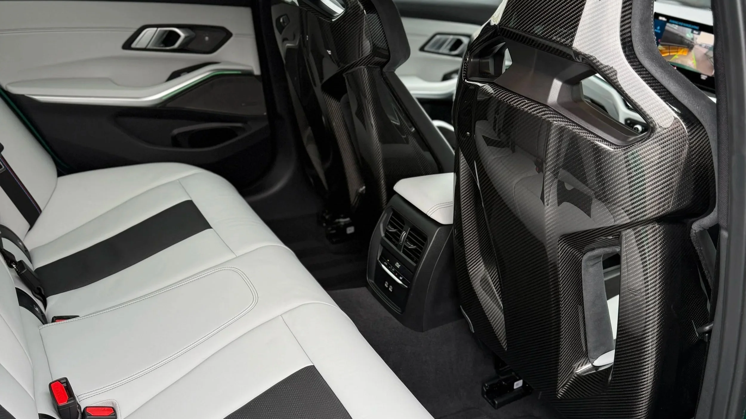 Why Mobile Valeting Is Better Than a Car Wash