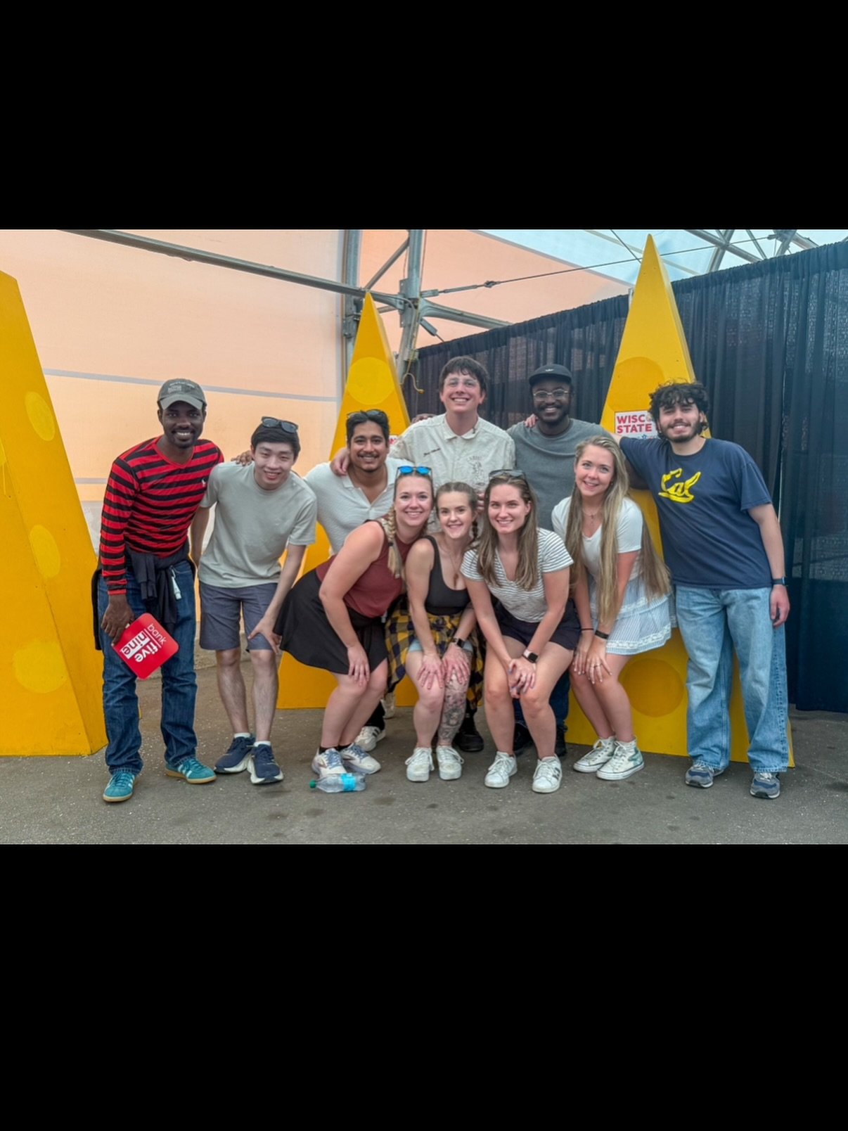 Yesterday the LaV Lab had the best day at the @wistatefair 🐄 Crazy food was tried, racing pigs were cheered for, and fun was had 🎡