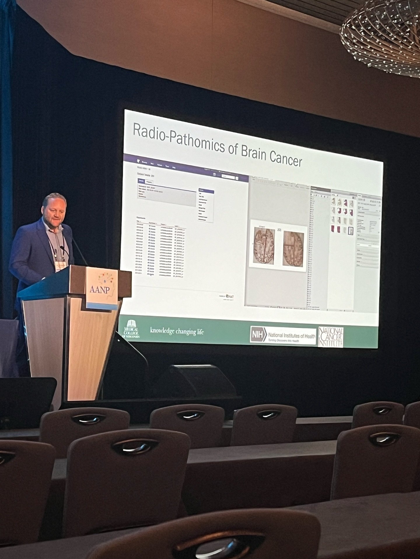 Last week Drs LaViolette and Bobholz and students Aleks, Ben, and Daniel traveled to Minneapolis for the annual @aanpneuropathology meeting 🧠

#radpath #braincancerresearch #radiomics #pathomics