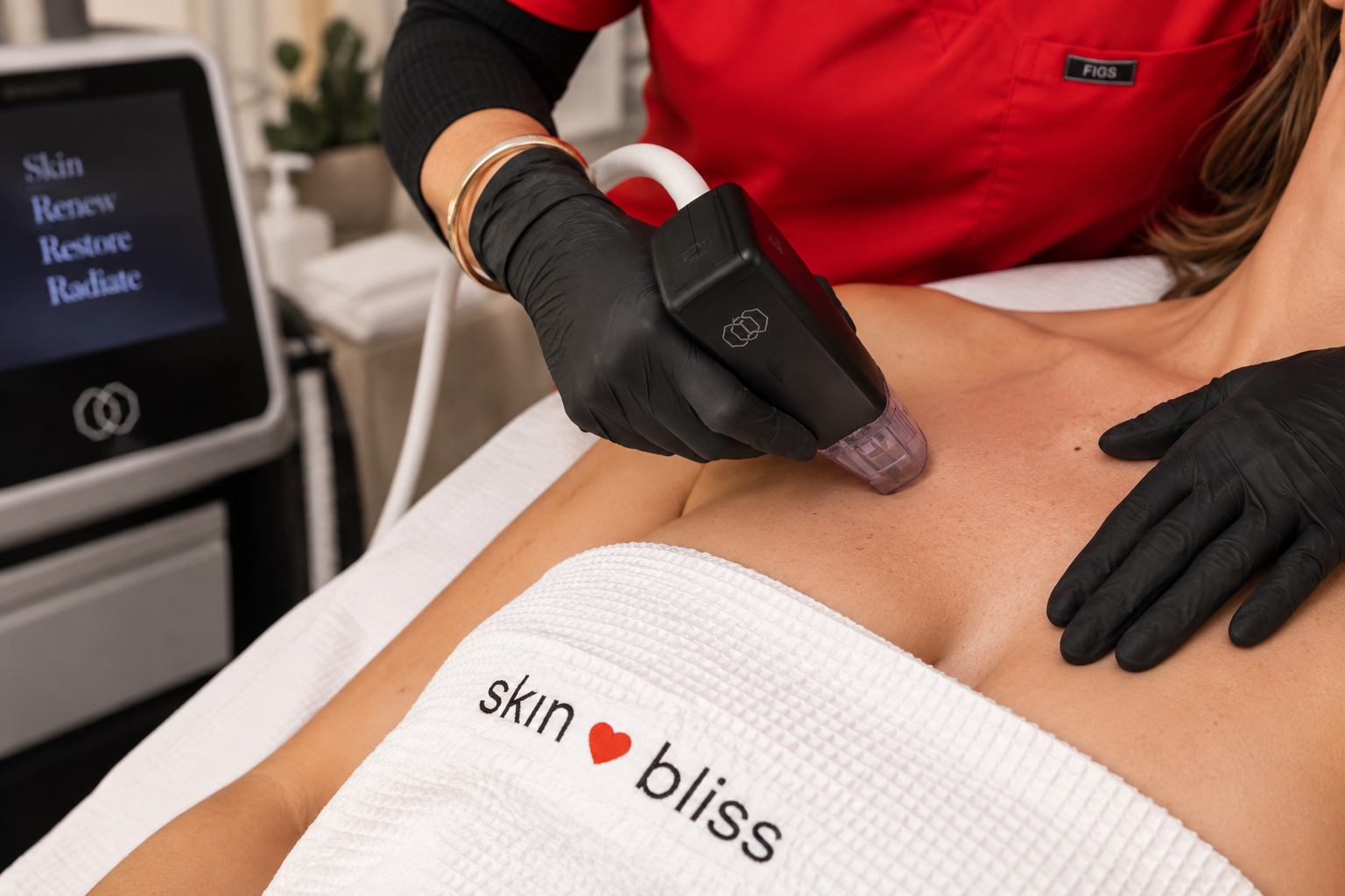 RF Microneedling for Face, Neck & Chest in Helena