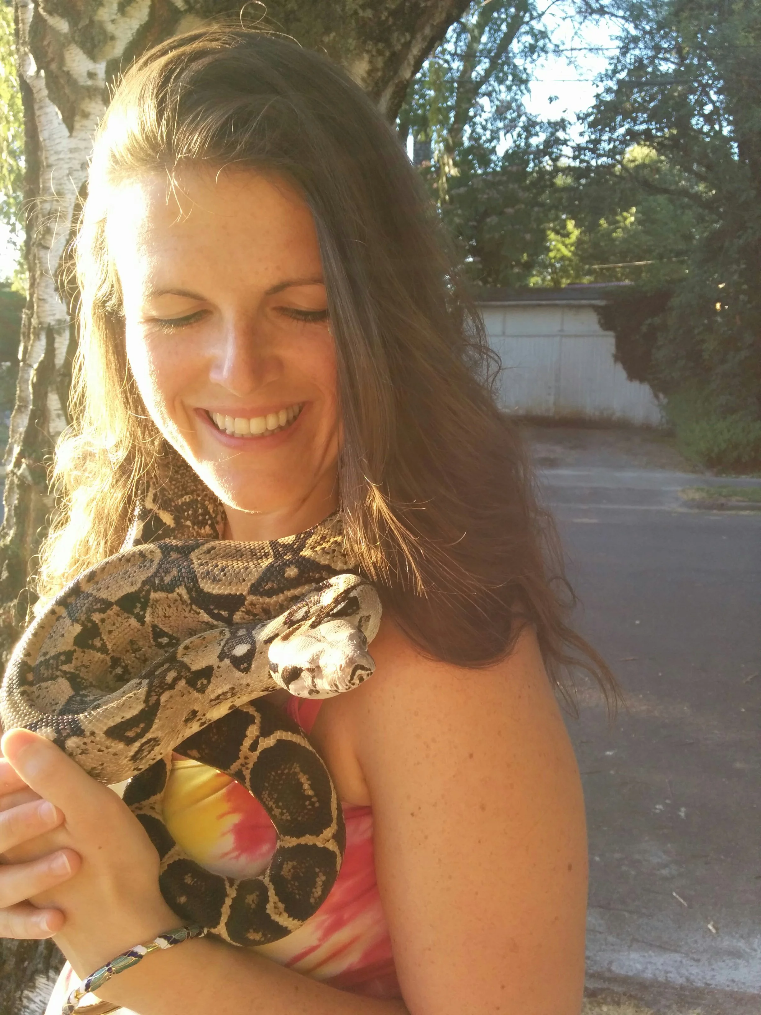 Book an animal communication session with pet psychic Michelle Hawk