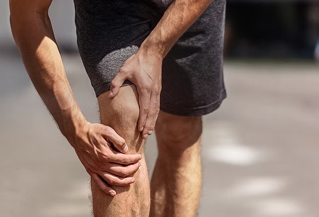 If you suffer from osteoarthritis of the knee and have not received lasting relief from current medications, you might like to be involved in a clinical trial to investigate a potential new treatment. Call or text 702-290-2950, or visit our website (