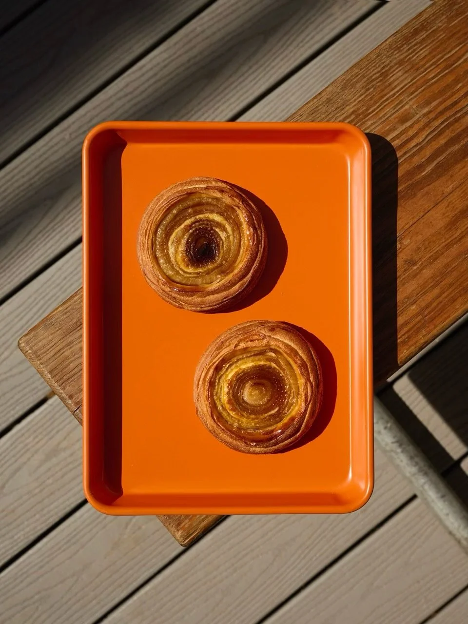 &ldquo;FRENCH ONION SOUP CROISSANT&rdquo;

Gruy&egrave;re custard, caramelized onion, and thyme sherry glaze. Custardy, crunchy, melty. 

She&rsquo;s a labor of love (and smells!) 

Now on the menu every day starting at 7:30am at GREENPOINT. 

📸 @ti