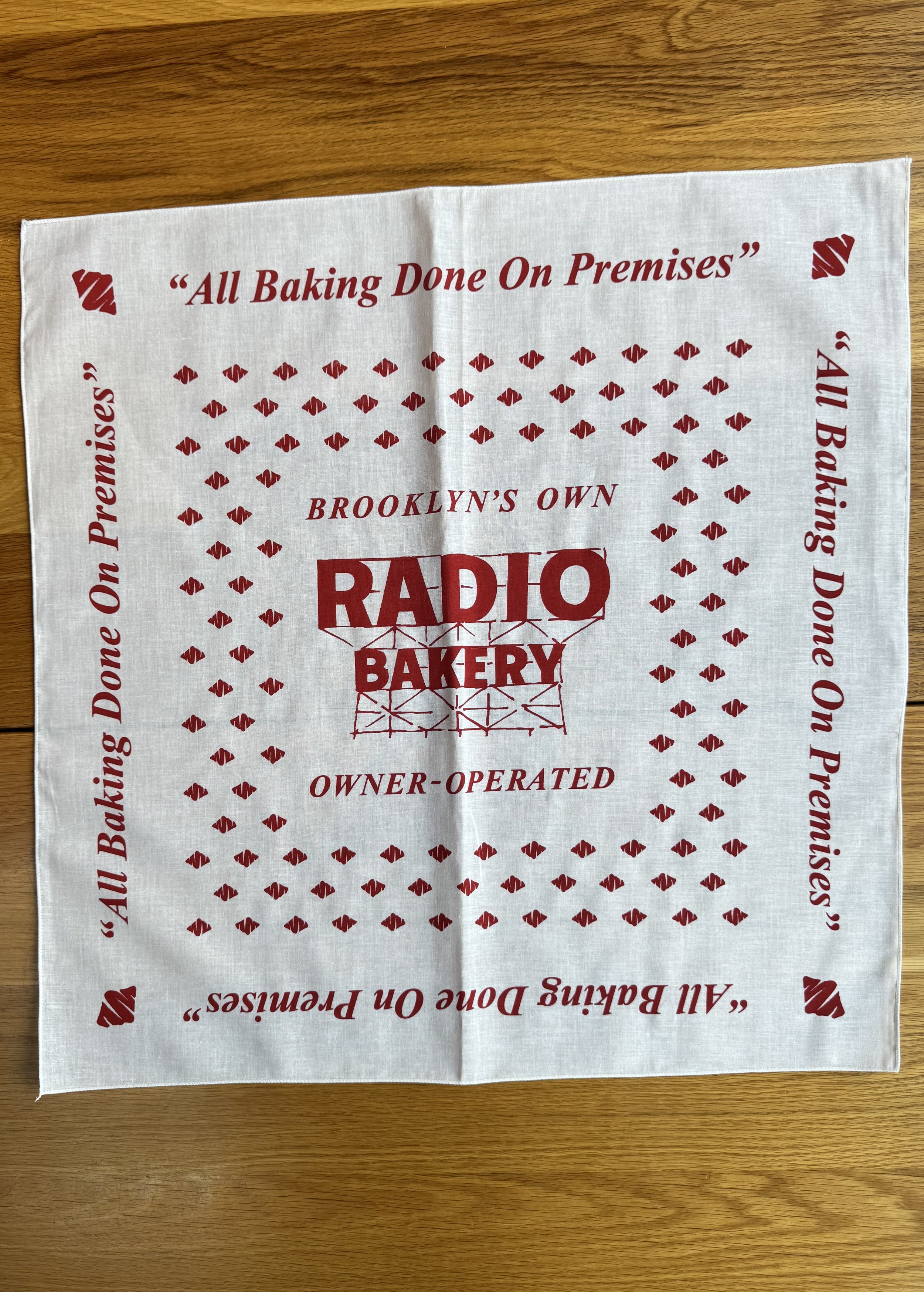 RB Bandana  - White / Red