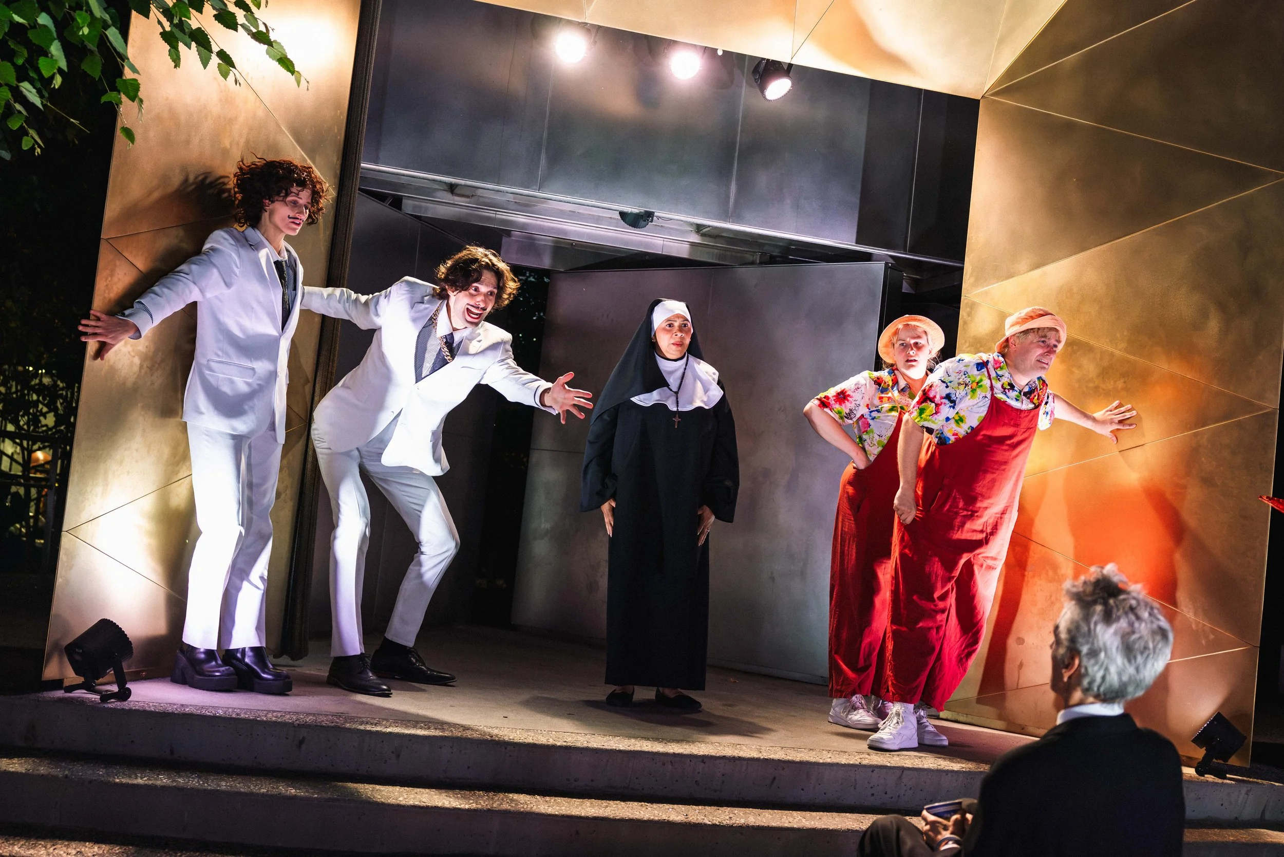Stairwell Theater_A Comedy of Errors Production Photos_RebeccaJMichelson-311.jpg