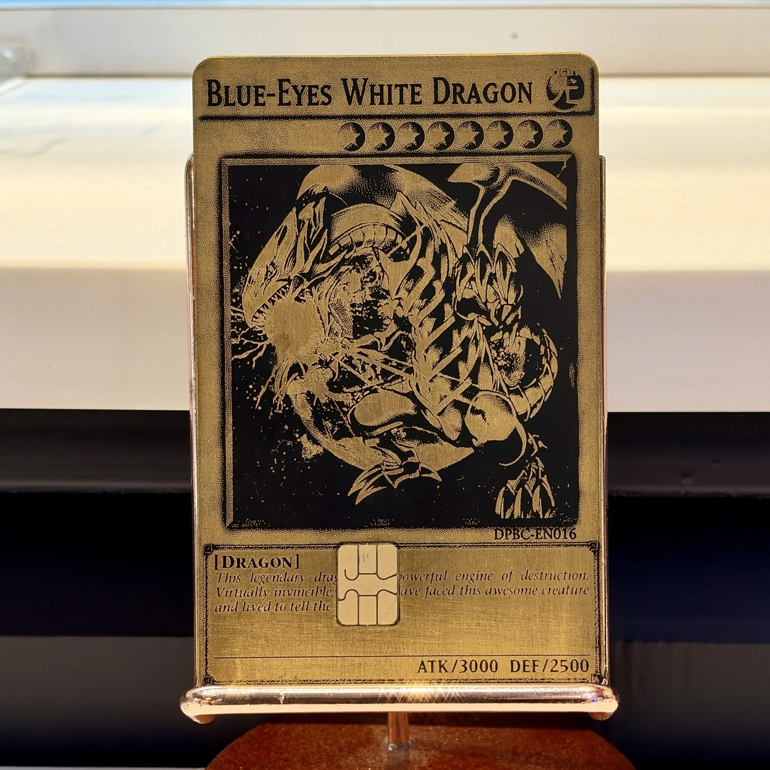 Blue Eyes White Dragon Gold.jpg