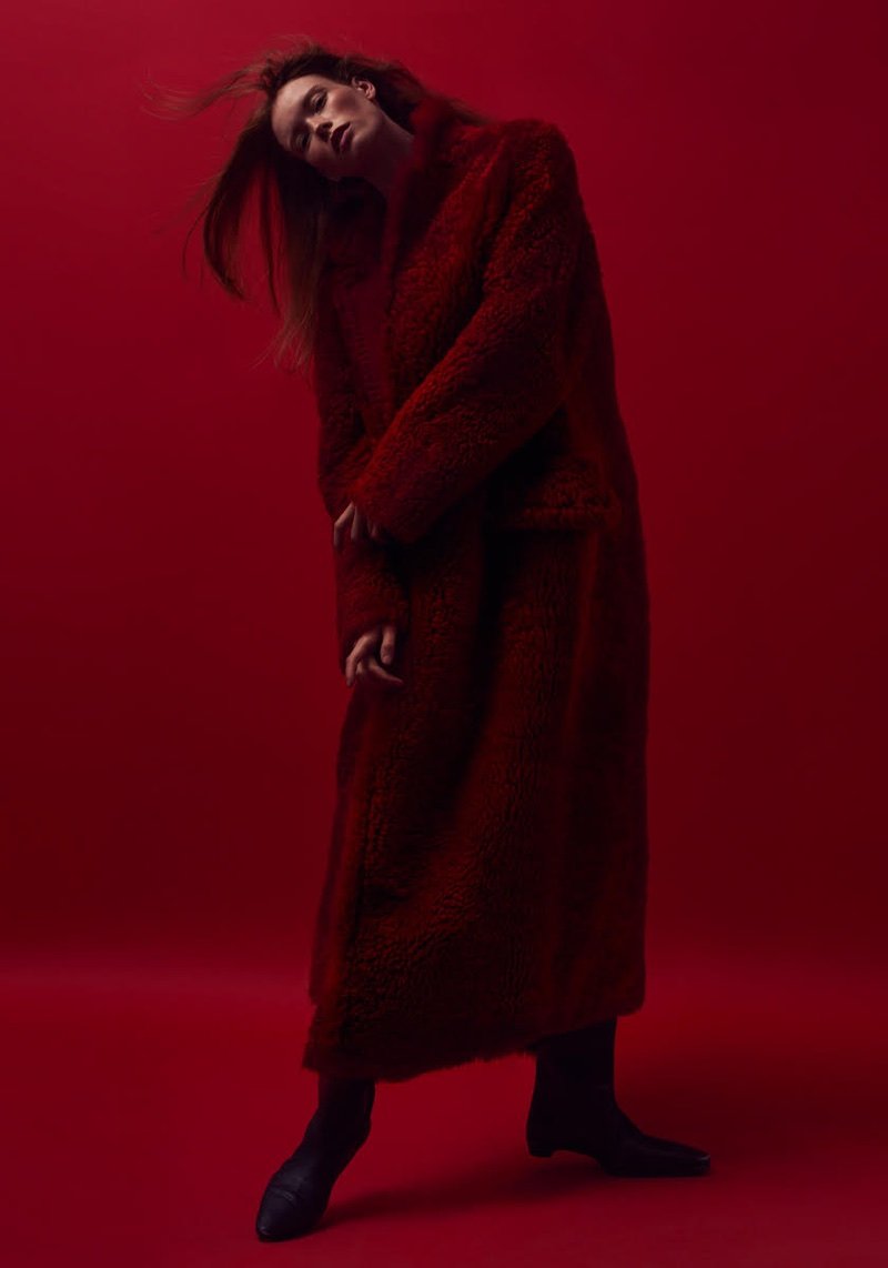 Julia-Hafstrom-Model05.jpg