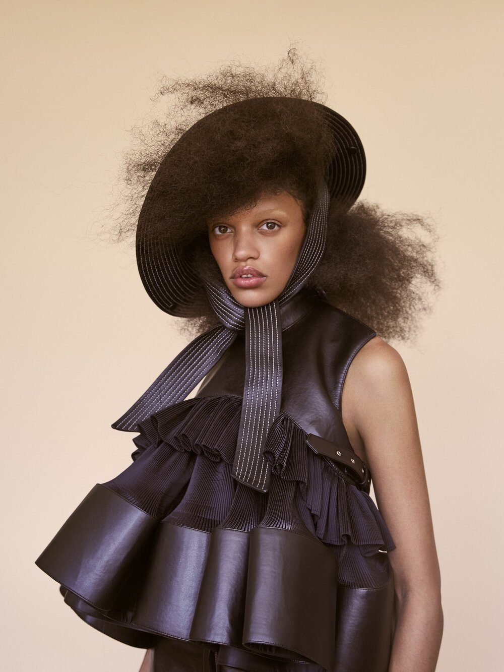 EDITORIAL+KUKUA7000_2.jpg