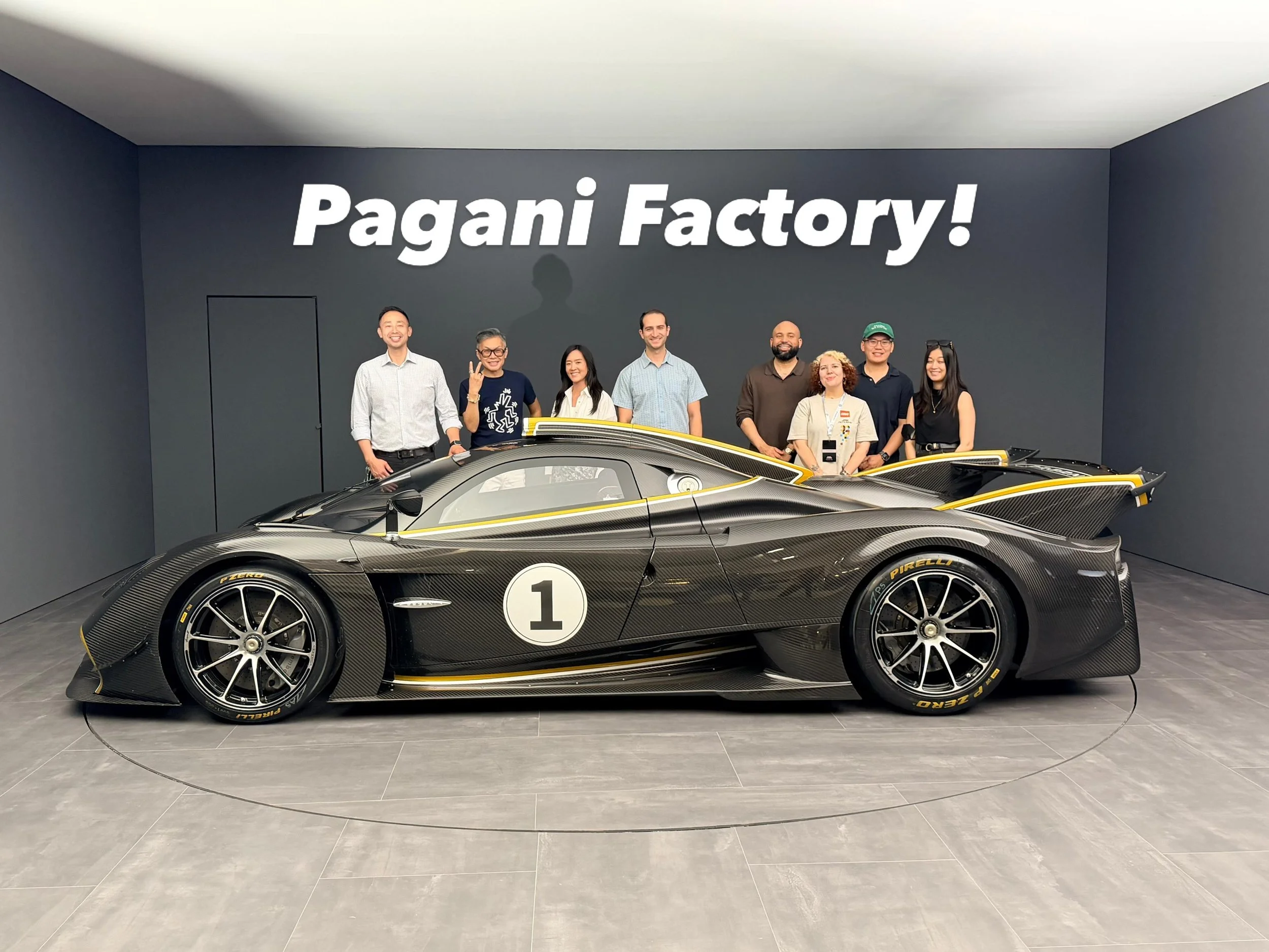 Your typical company team photo. 😂🏎️🇮🇹

Okay&hellip; maybe not.

Getting the IAMBIC team together with this incredible Pagani Huayra was one of those Motor Valley moments I absolutely love.

Carbon fiber. Engineering. Design. Craftsmanship. Innov