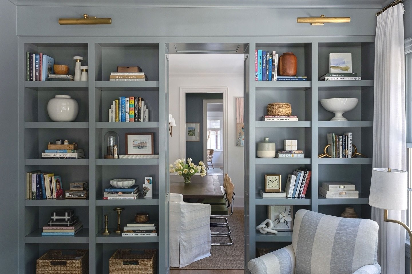 I just finished the new @tjenkinsreid book Atmosphere and it was phenomenal! I&rsquo;m a big-time reader, and I love my bookshelves - they&rsquo;re all jam packed full of books so recently I&rsquo;ve switched over to a Kindle which I never thought I 