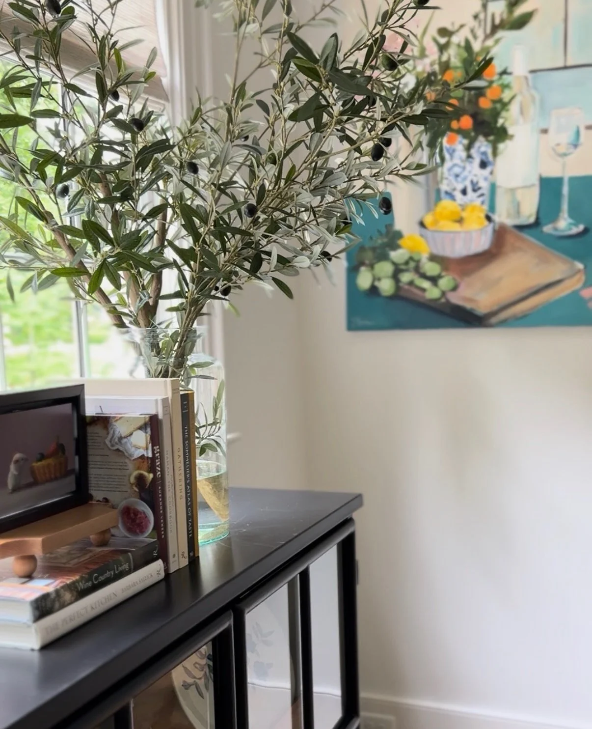 Just a few little design moments I&rsquo;ve loved pulling together&hellip;

1| This faux olive branch arrangement is everything @afloral

2| This green! The sconces!! Can&rsquo;t wait to share the official &ldquo;after photos&rdquo; of this one. 

3|