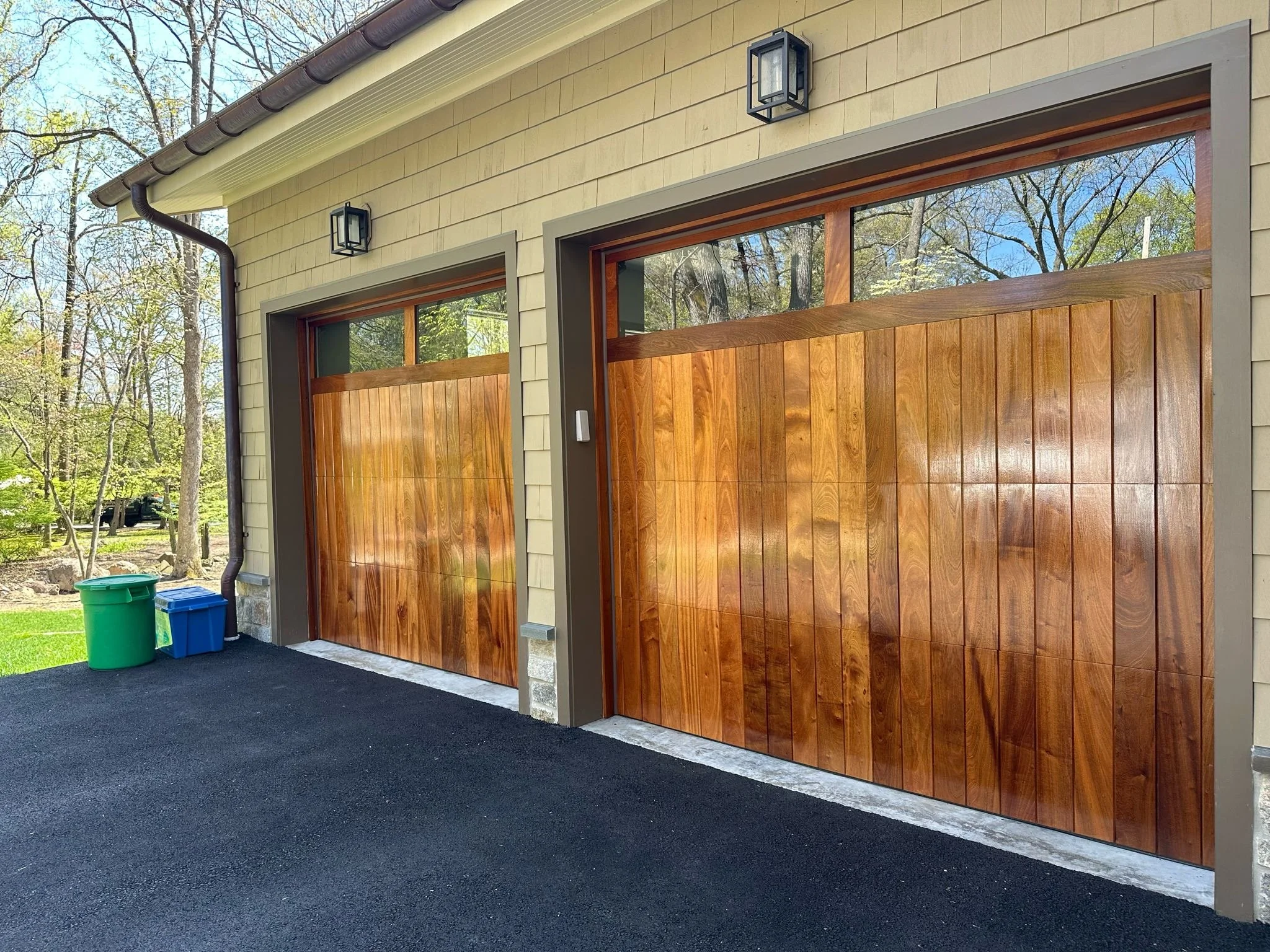 SAPELE CLEAR STAIN VERTICAL T&G.JPG