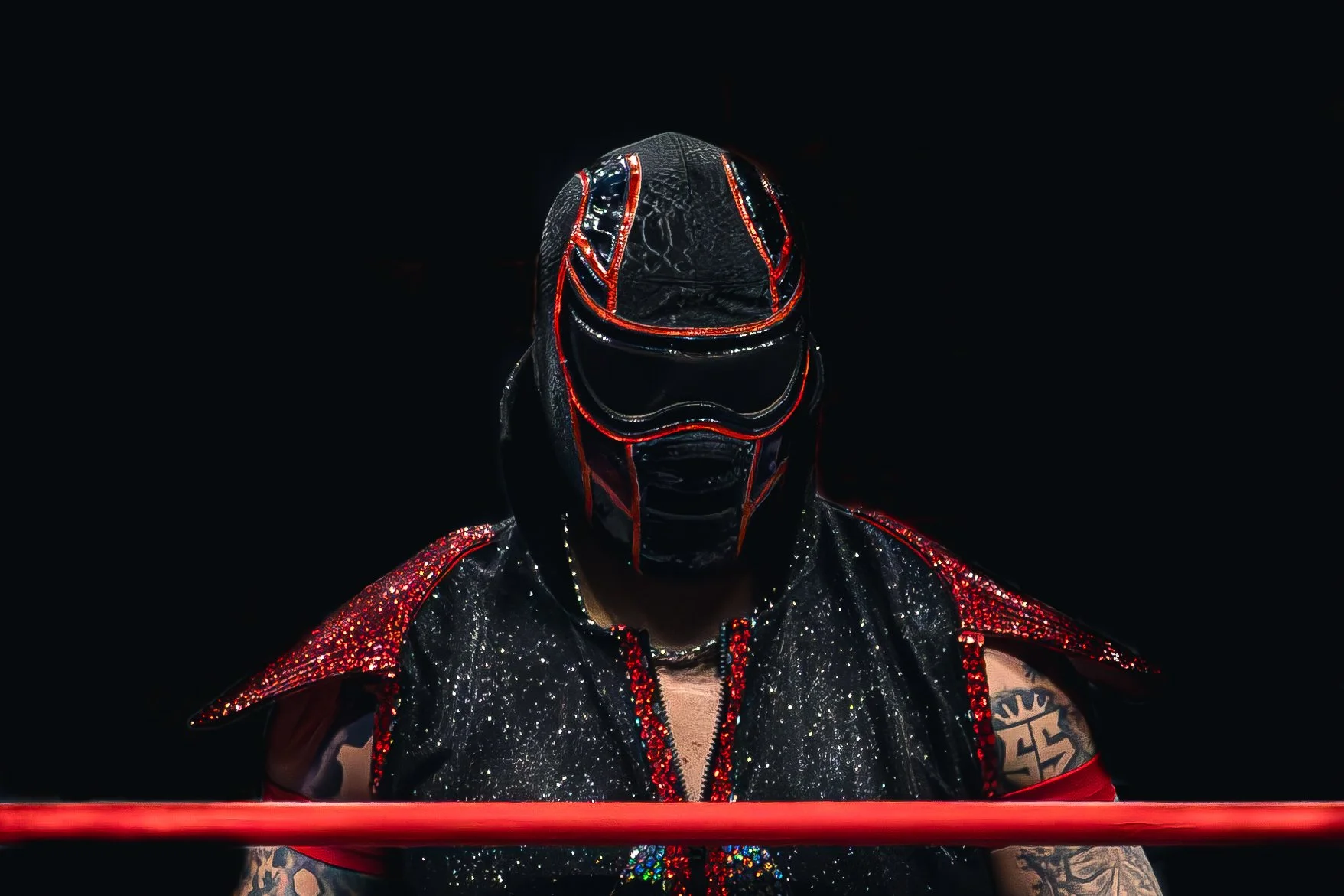 wwe masked man-2.jpg