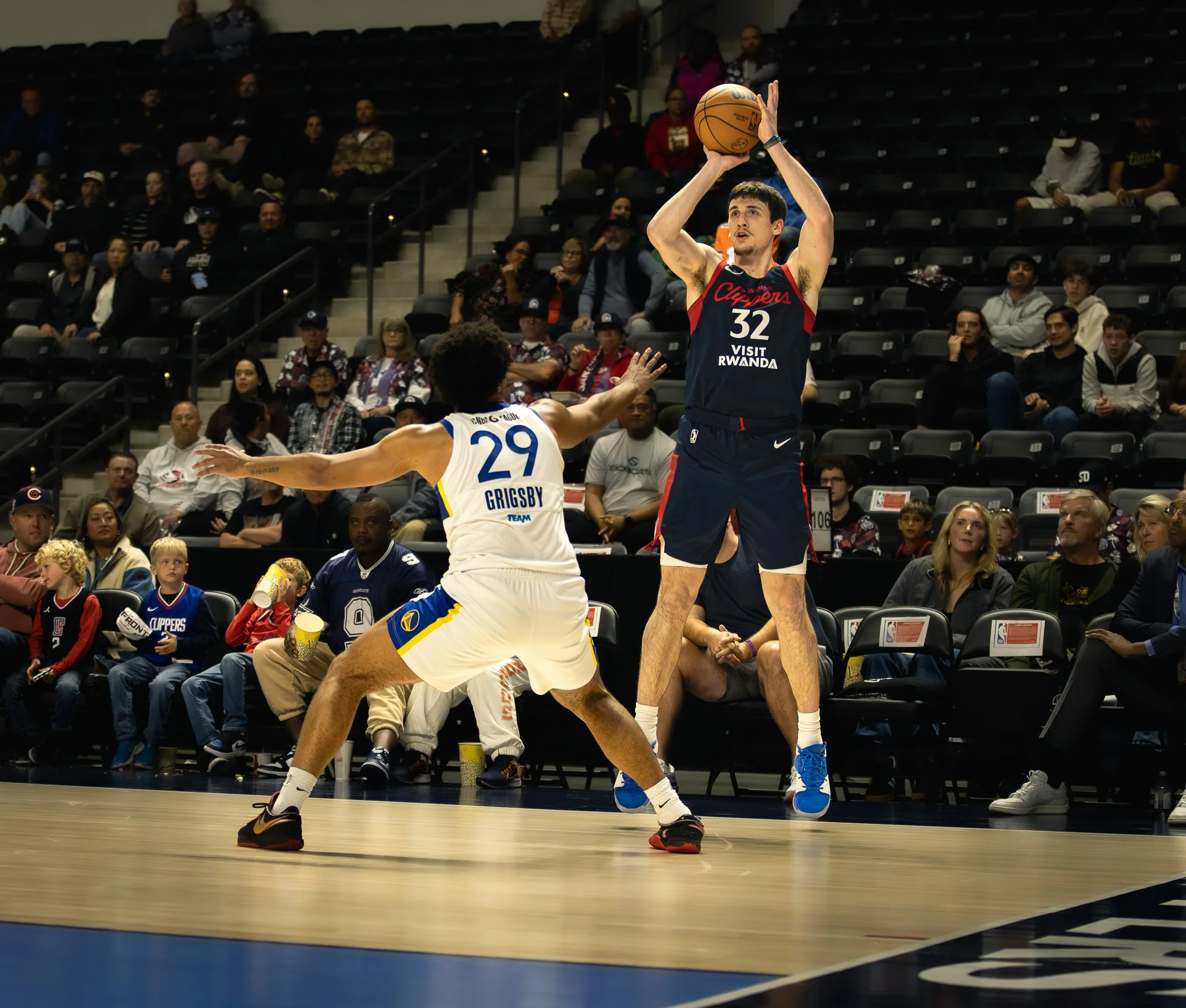 clippers 3 pointer.jpg