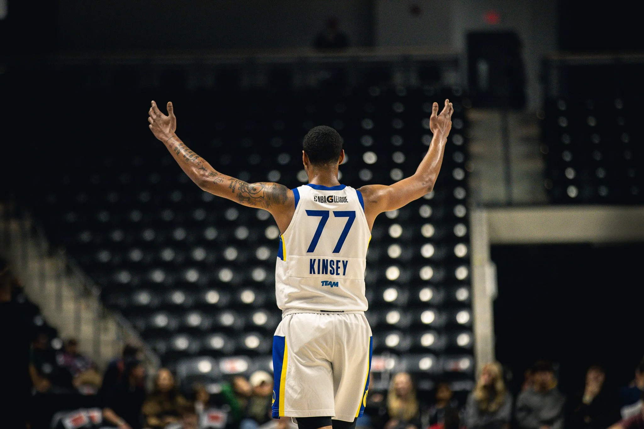 clippers arms up.jpg