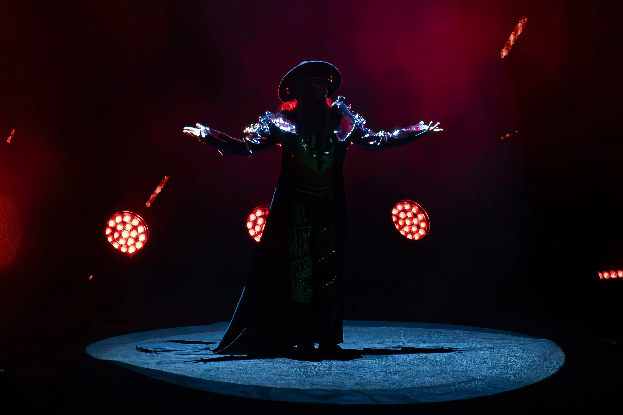 wwe julia hart-2.jpg