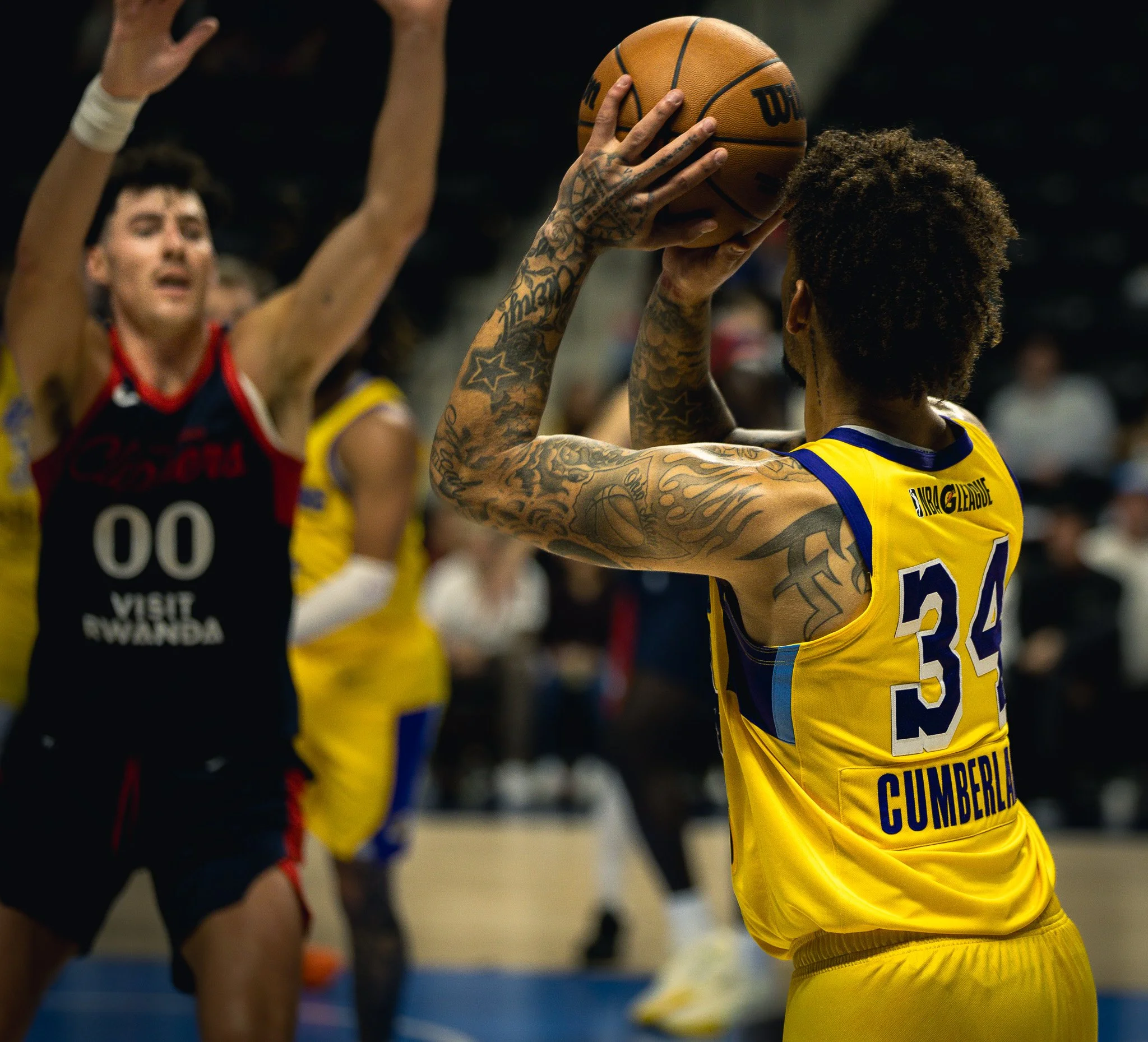 Lakers jumpshot GREAT.jpg