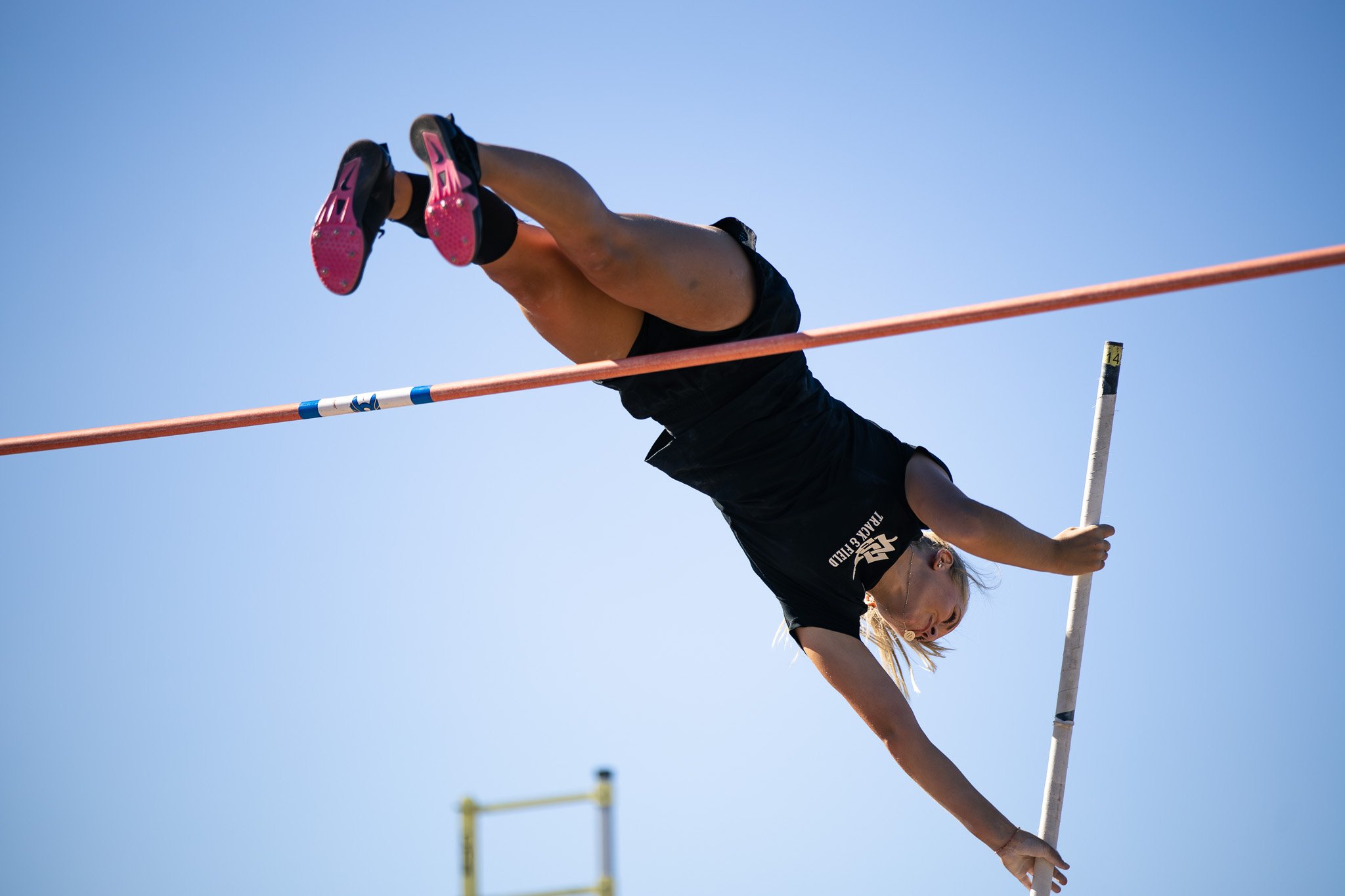 track pole vault .jpg