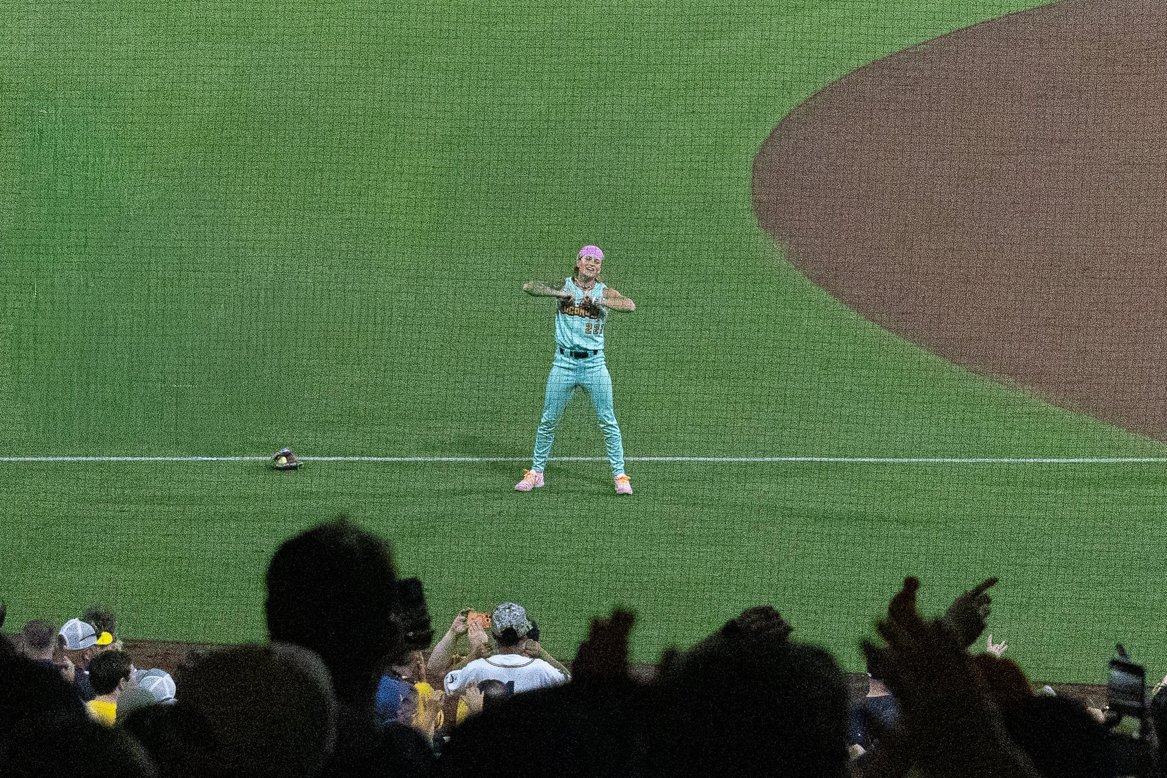 bananana girll dance.jpg