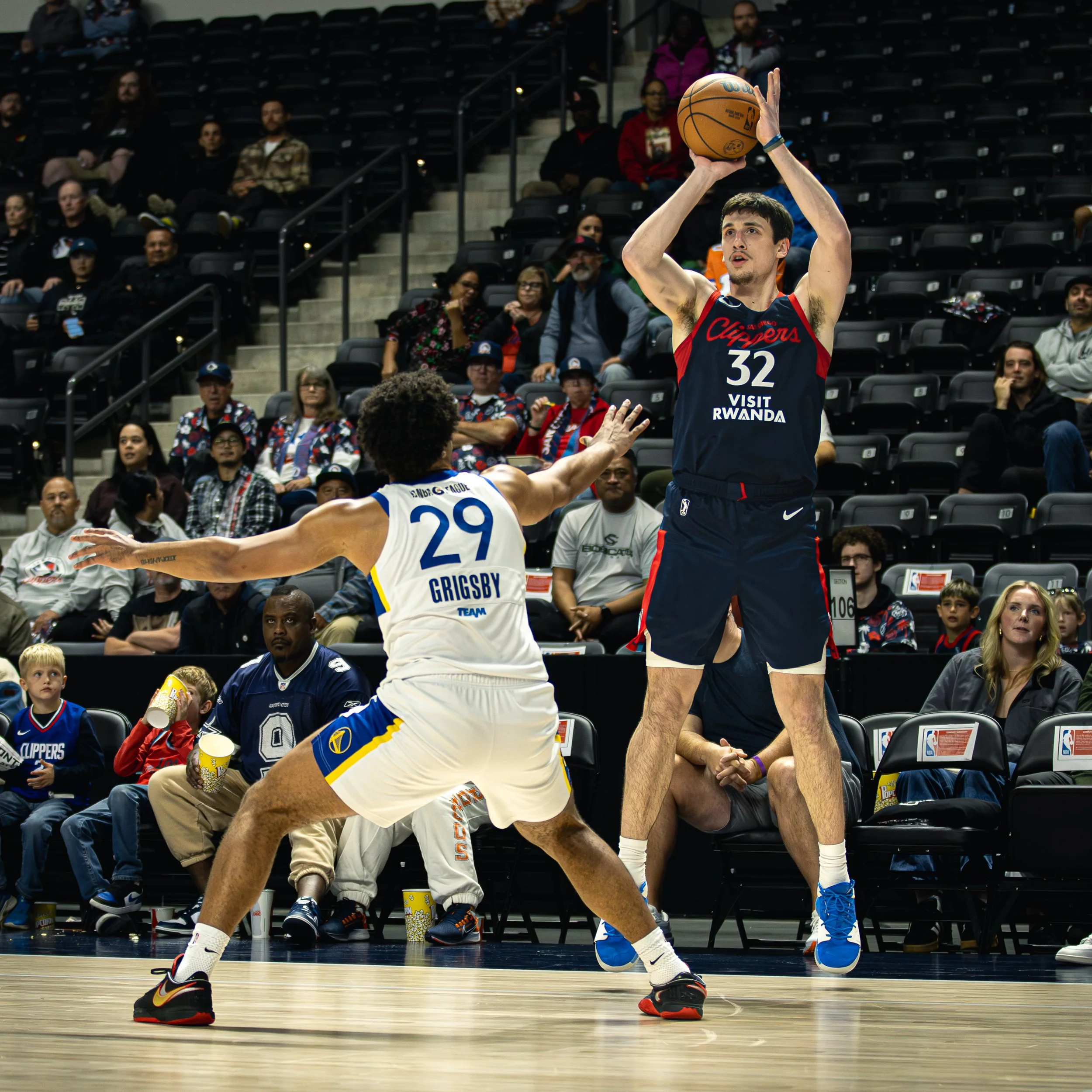 clippers 3 pointer-2.jpg