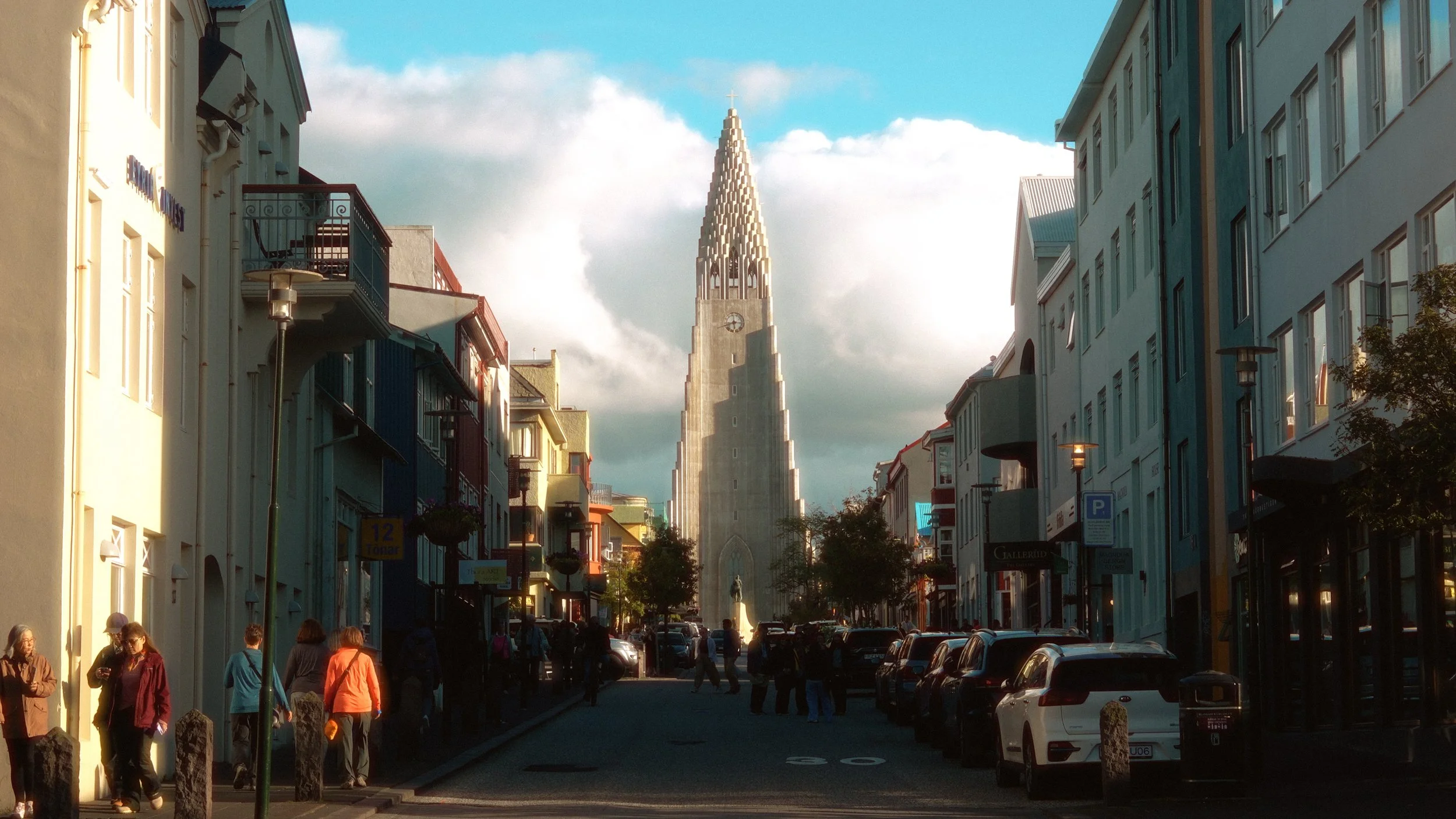 Horizontal Insta post 169.00_00_06_01.Still017.jpg