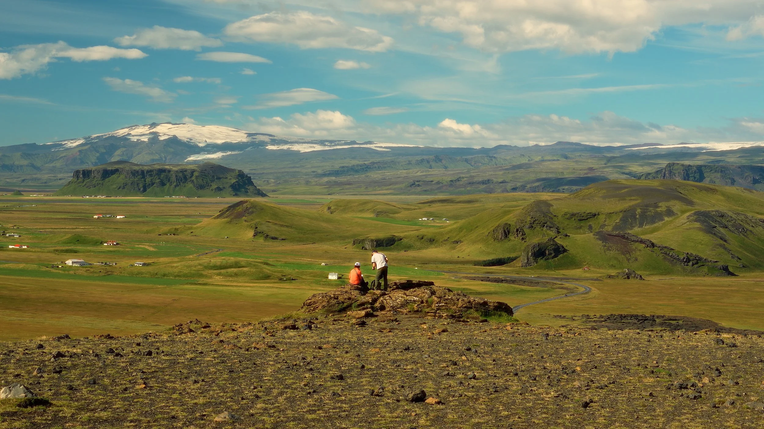 Horizontal Insta post 169.00_01_04_06.Still022.jpg