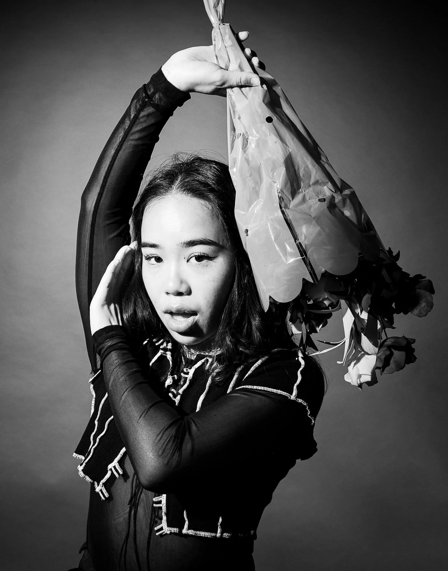 giving flowers-21.jpg