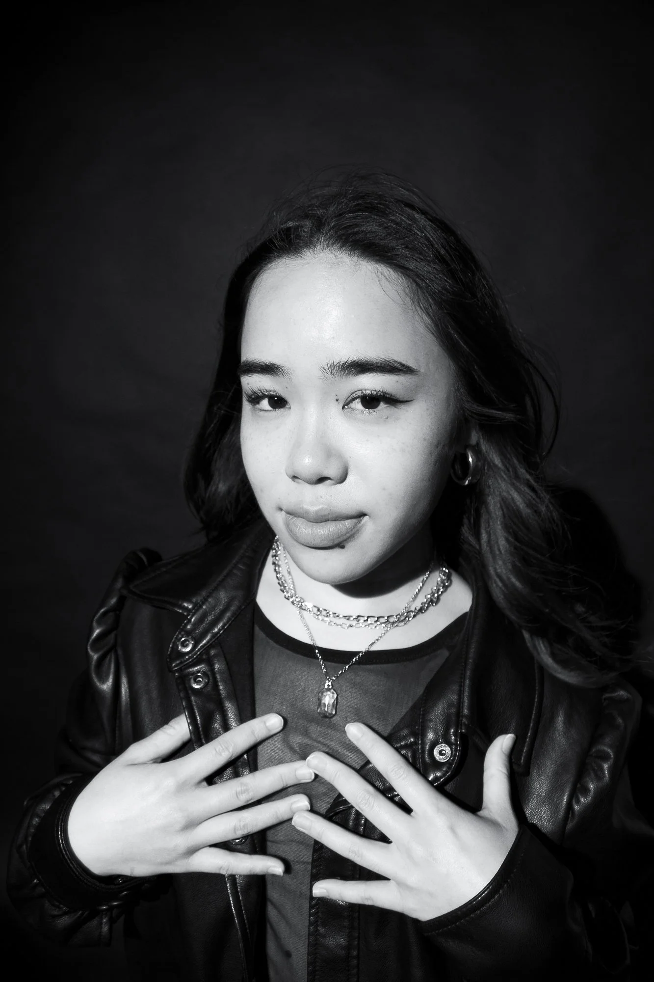 giving flowers-8.jpg