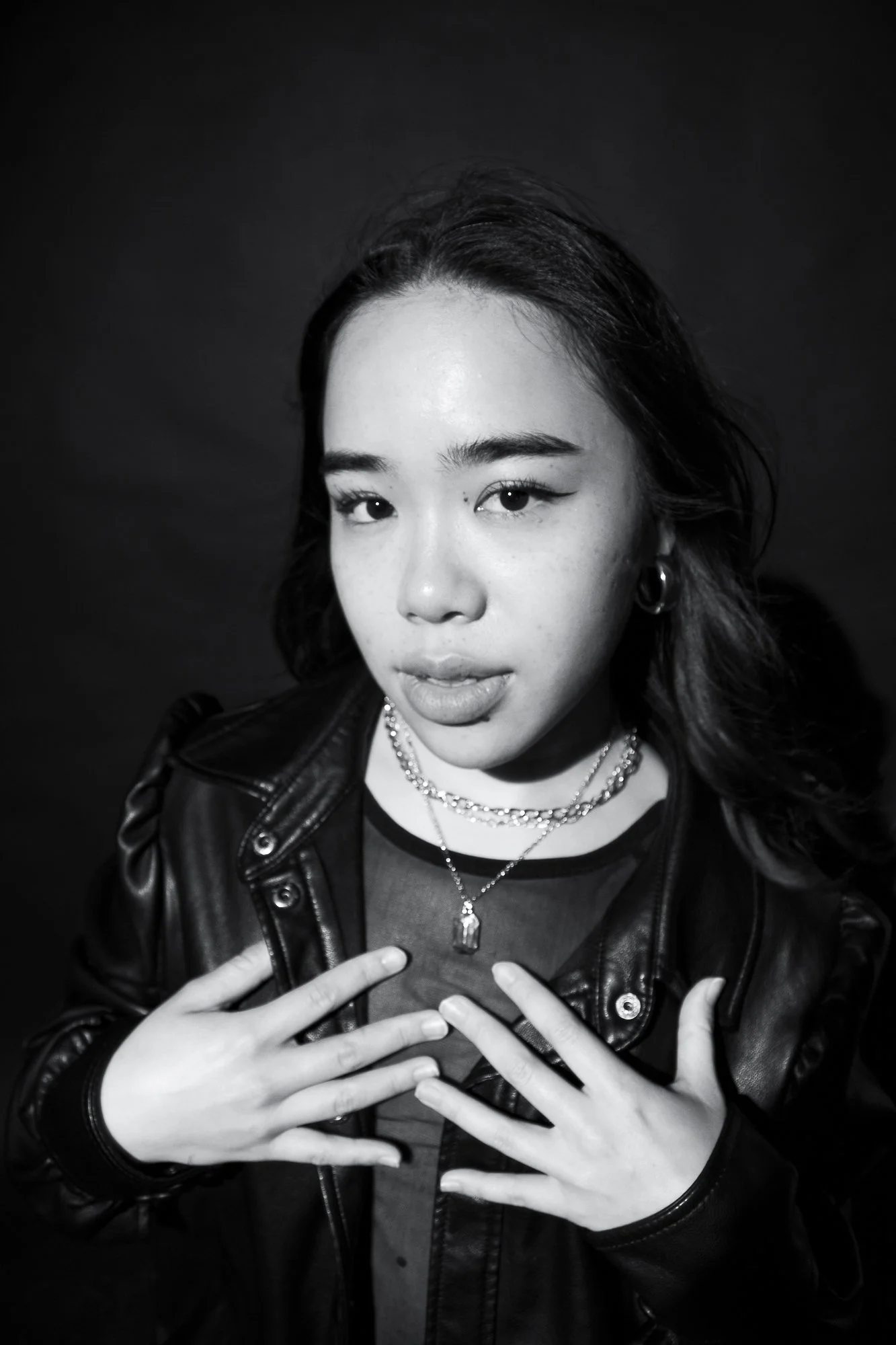 giving flowers-9.jpg