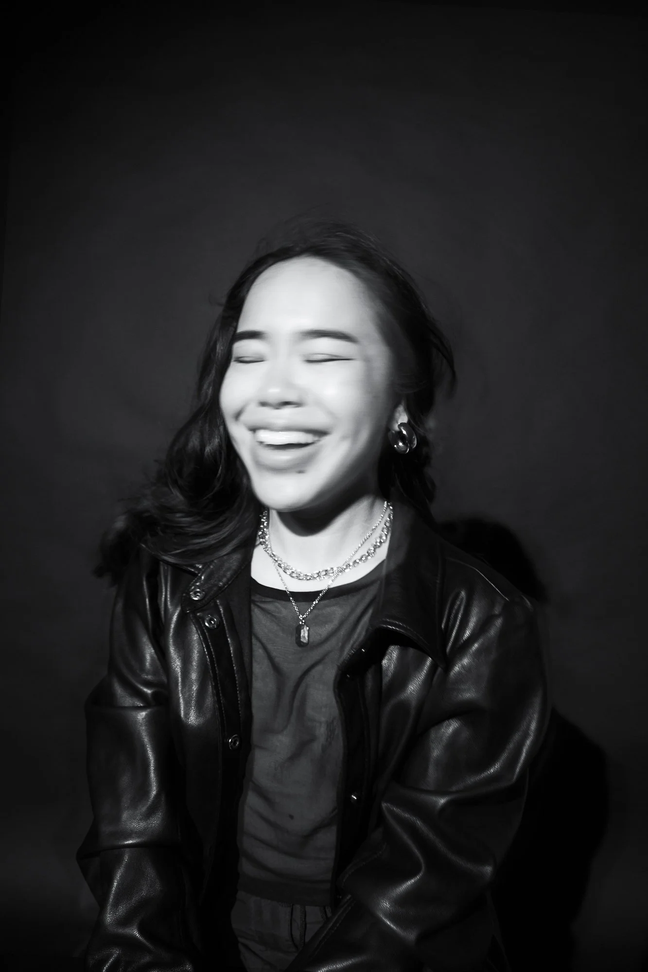 giving flowers-7.jpg