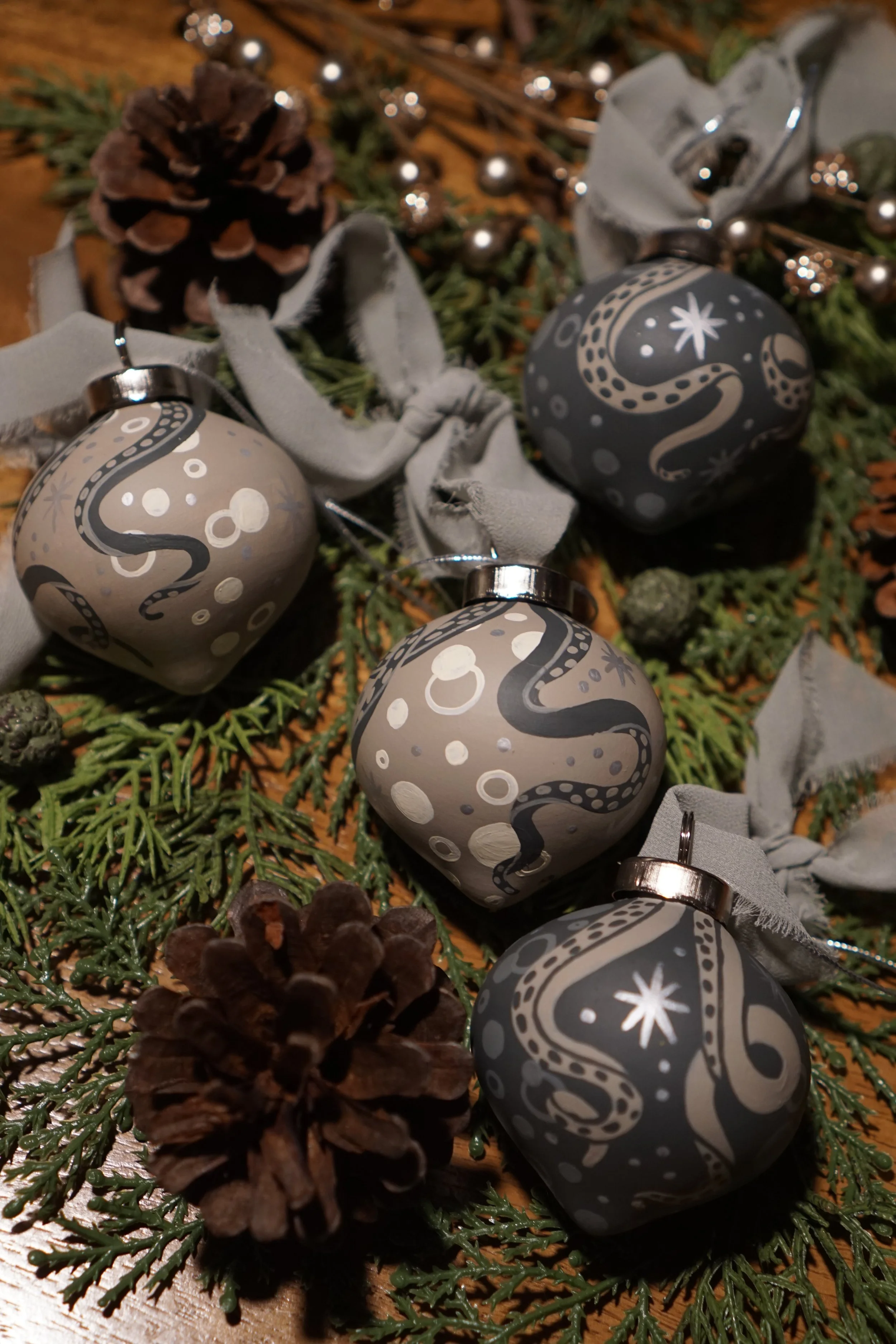 Tako - Set of 4 Ornaments