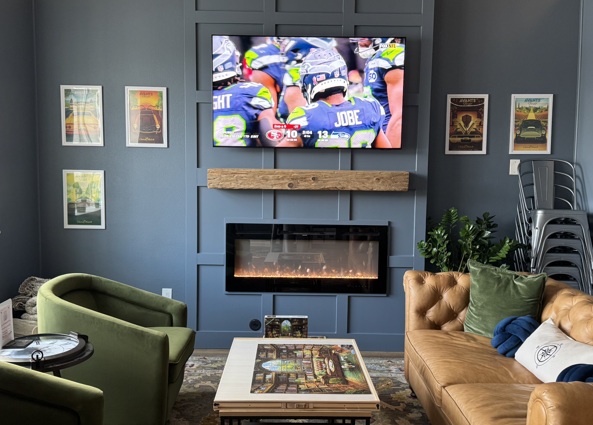 💚 💙 Super Bowl Sunday at the Library!